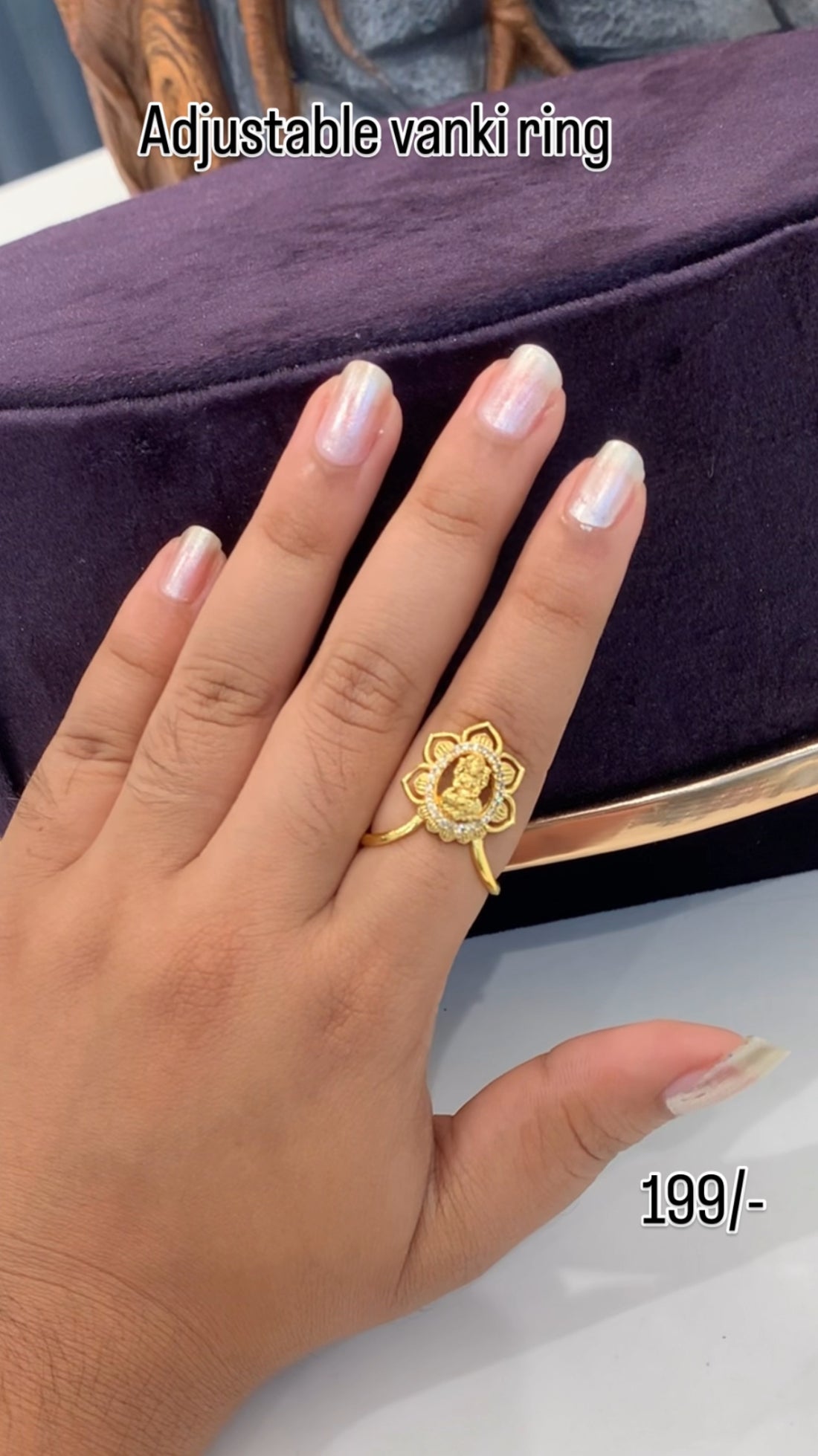 Beautiful adjustable vanki ring