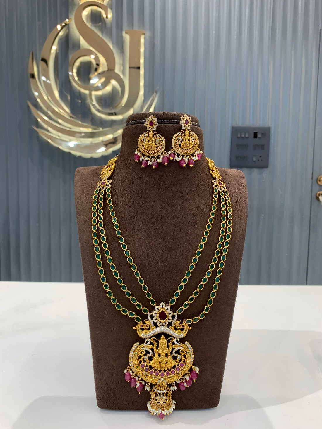 Beautiful green stone 3D long haram with 3 layers