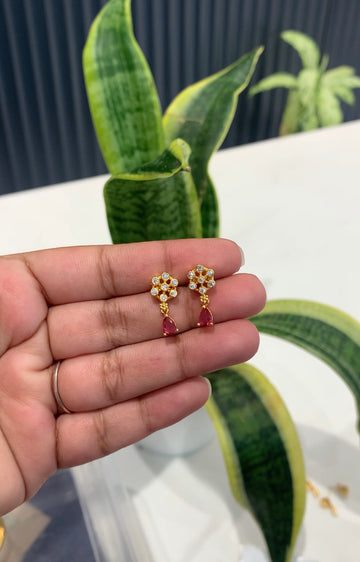 Beautiful cute pink studs with pushback