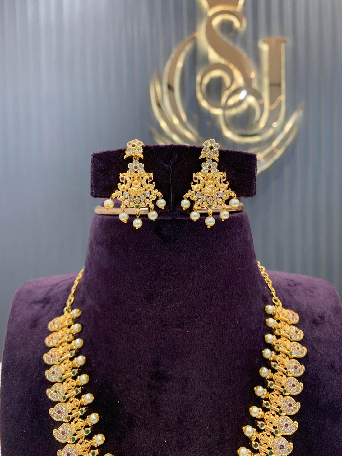 Beautiful necklace