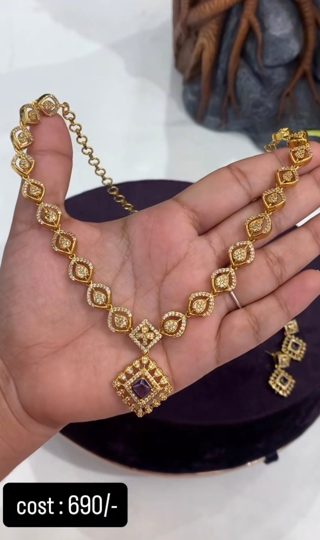 Beautiful simple necklace