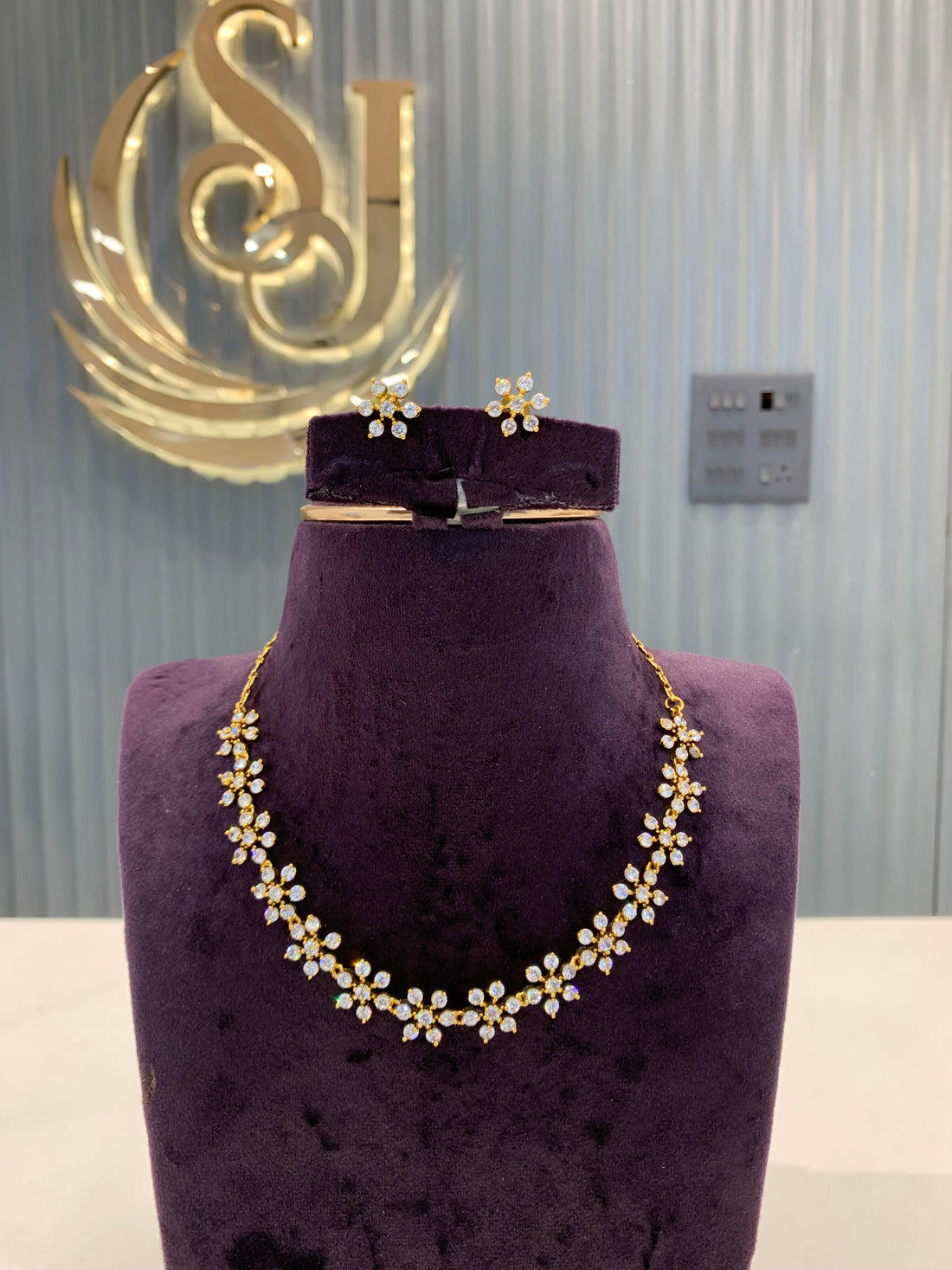 Beautiful simple white stone necklace