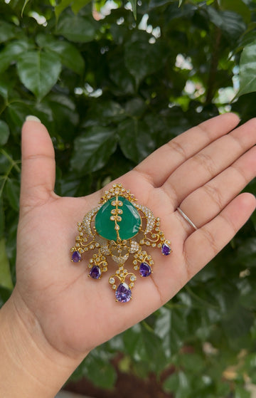 Beautiful pendant with backhook