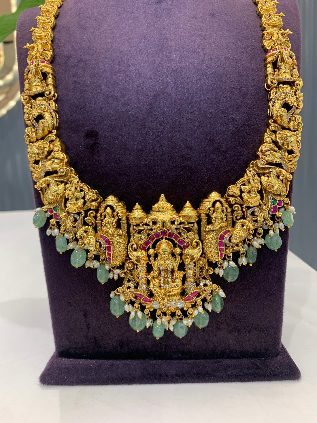 Beautiful Hevay 3D Jadav stone Nakshi Haram