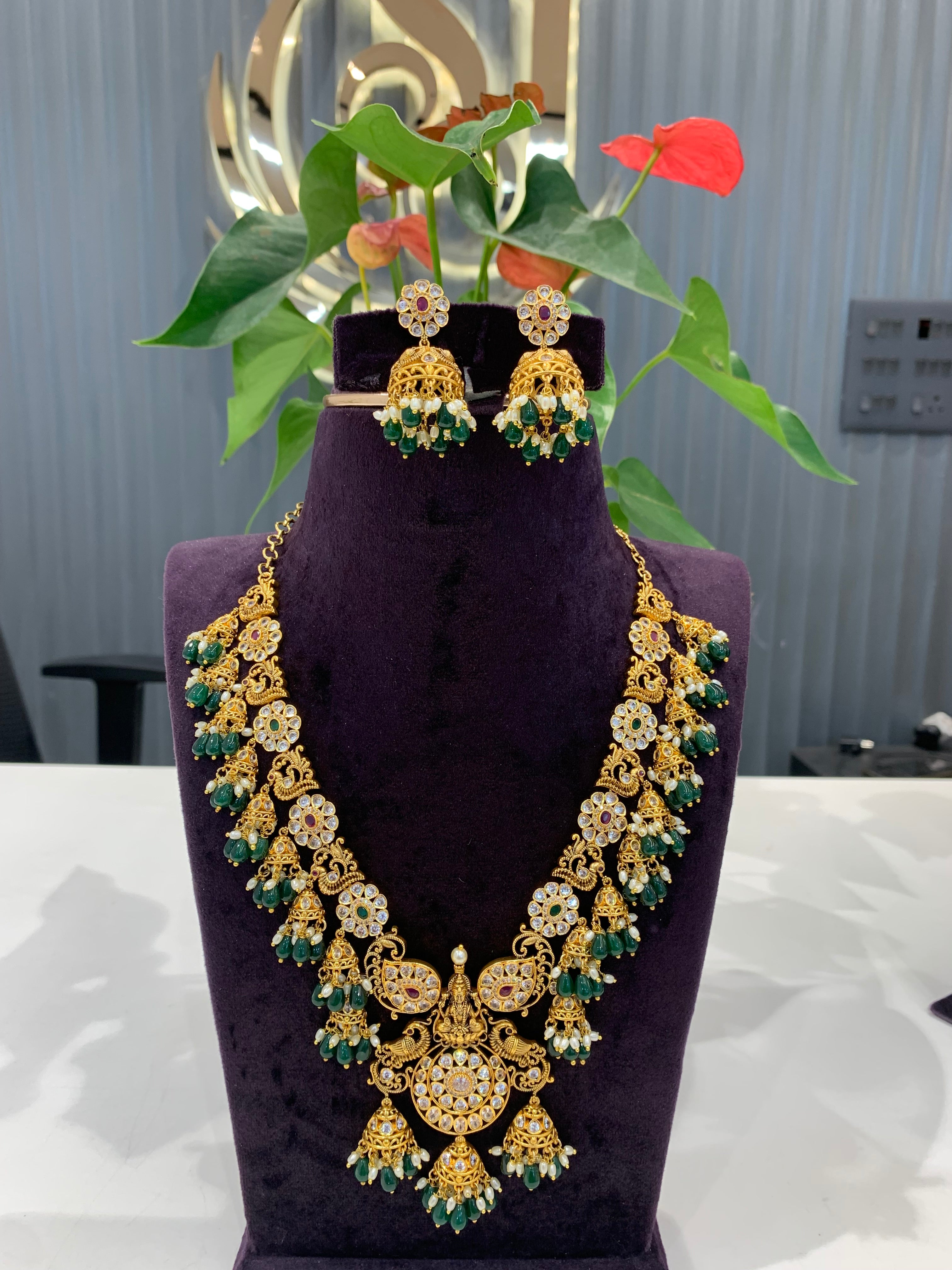 Beautiful nakshi neckset