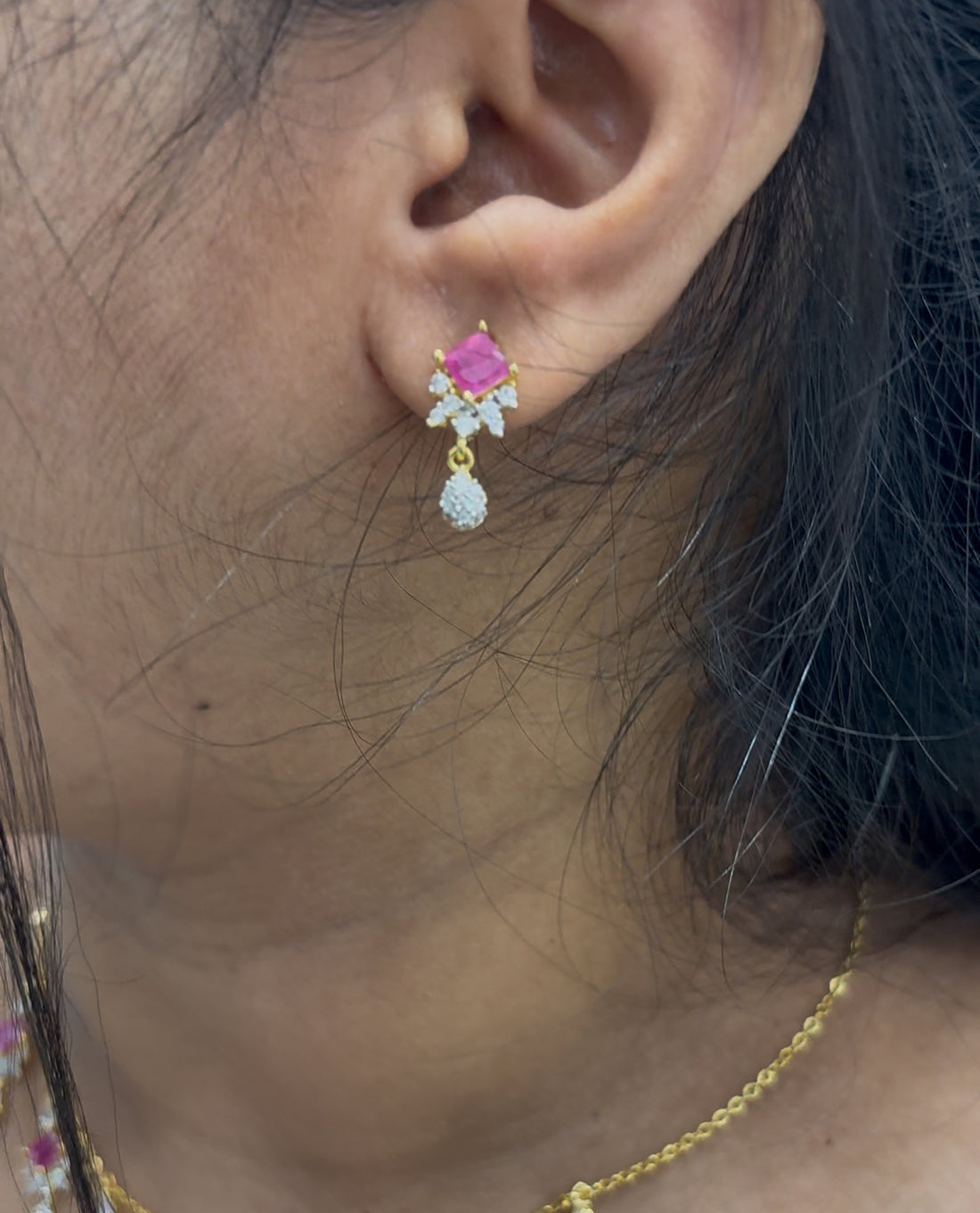 Stylish chandraharam set