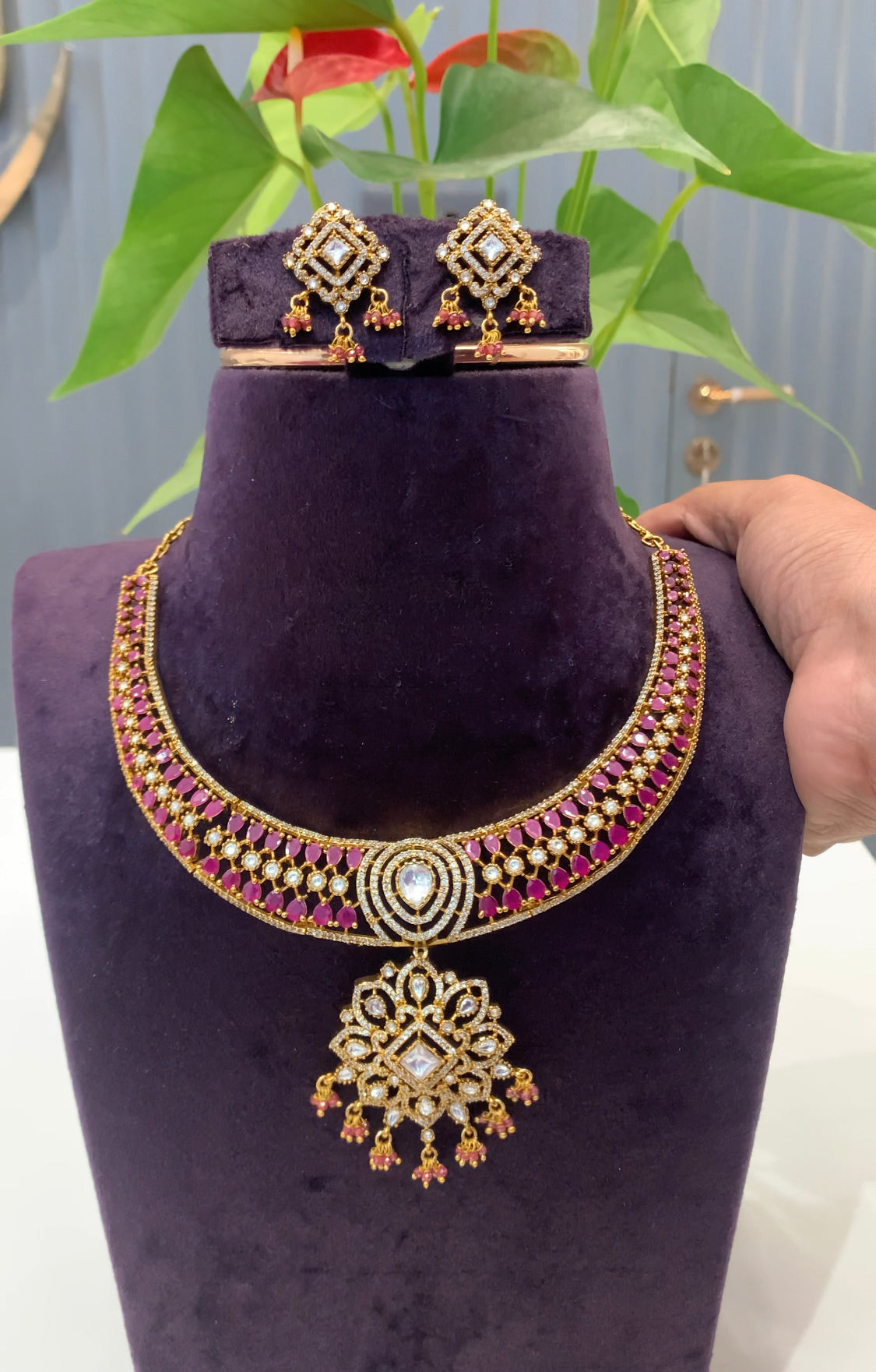 Beautiful kanti necklace