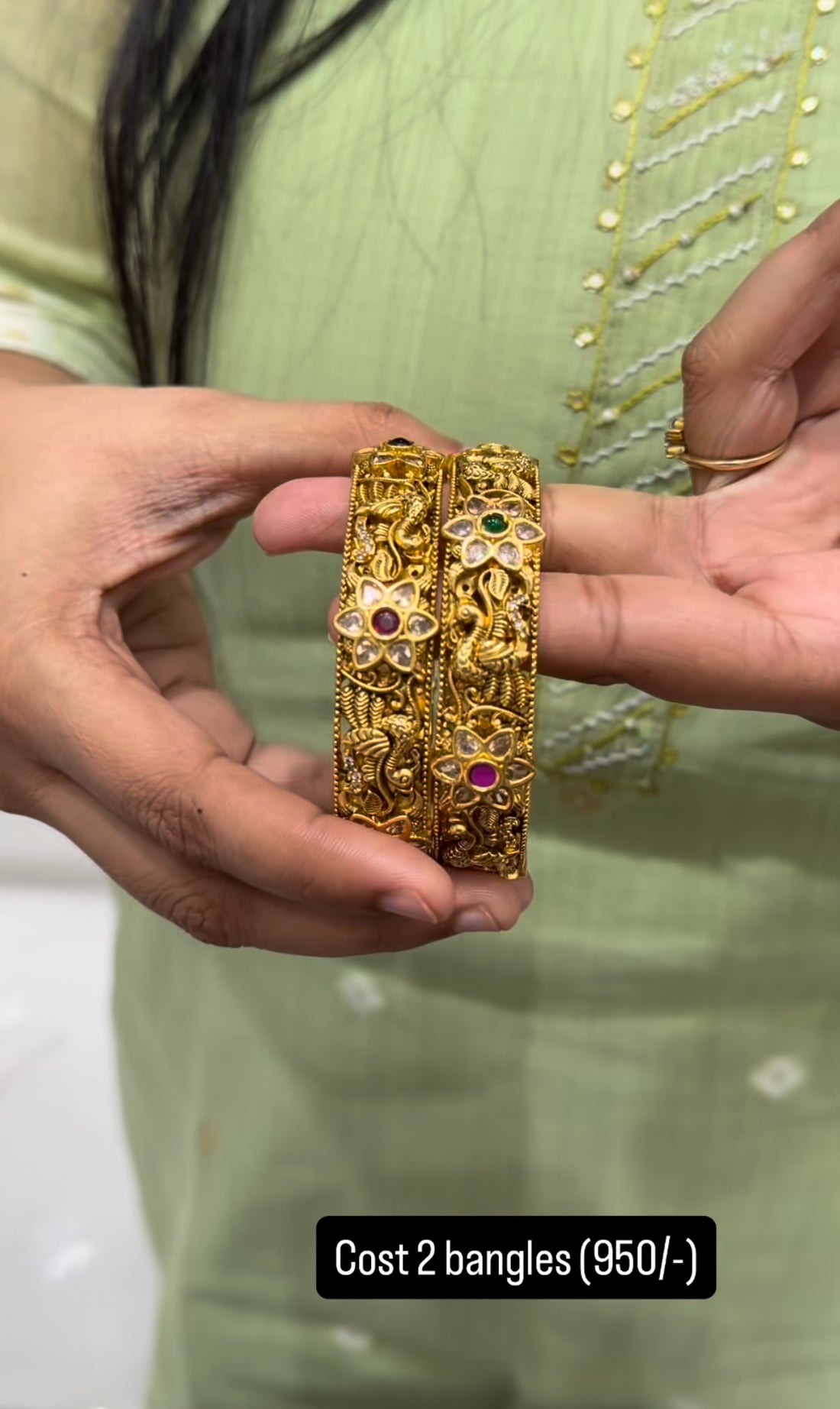 Beautiful Nakshi bangles without God idols