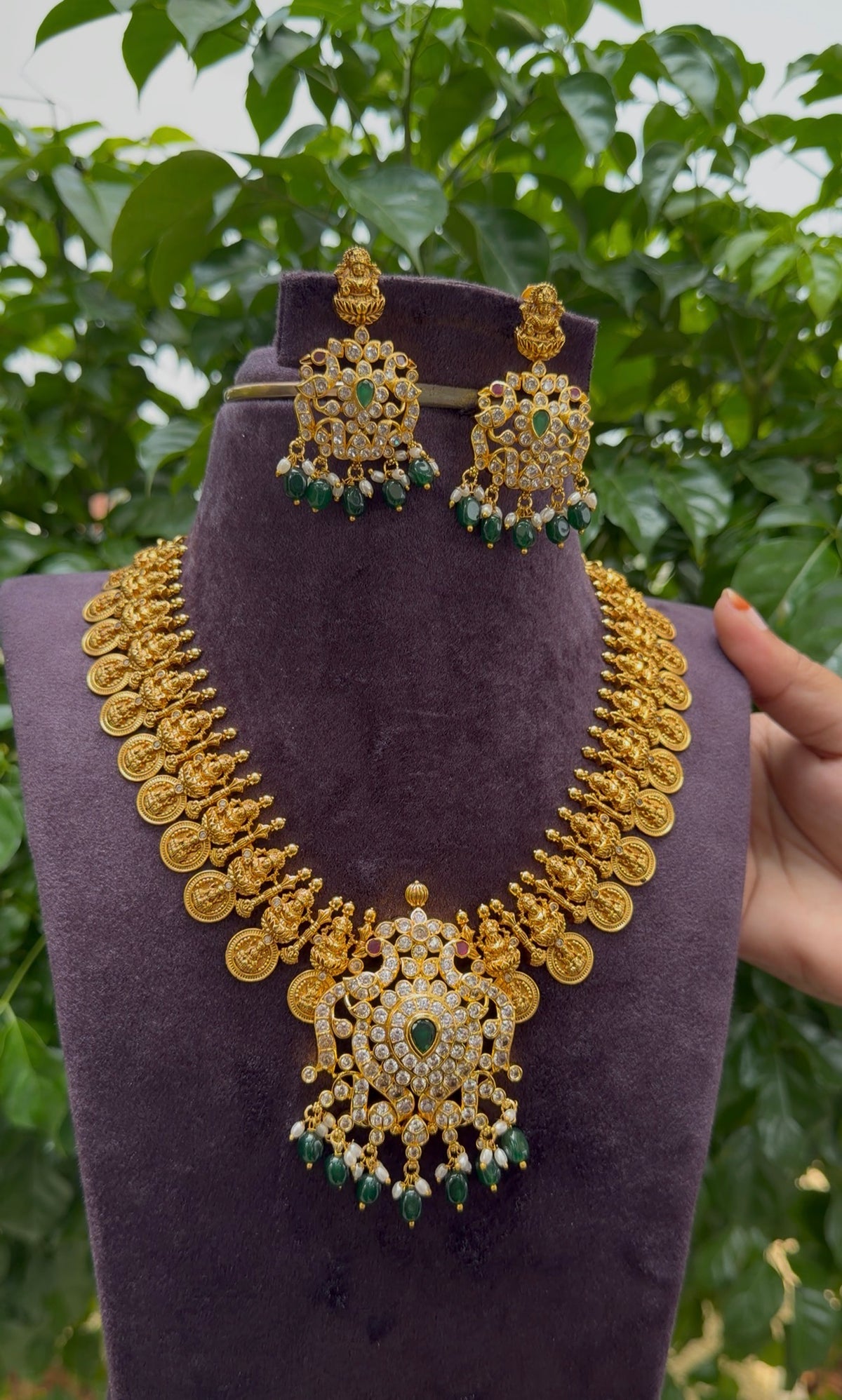Beautiful nakshi necklace