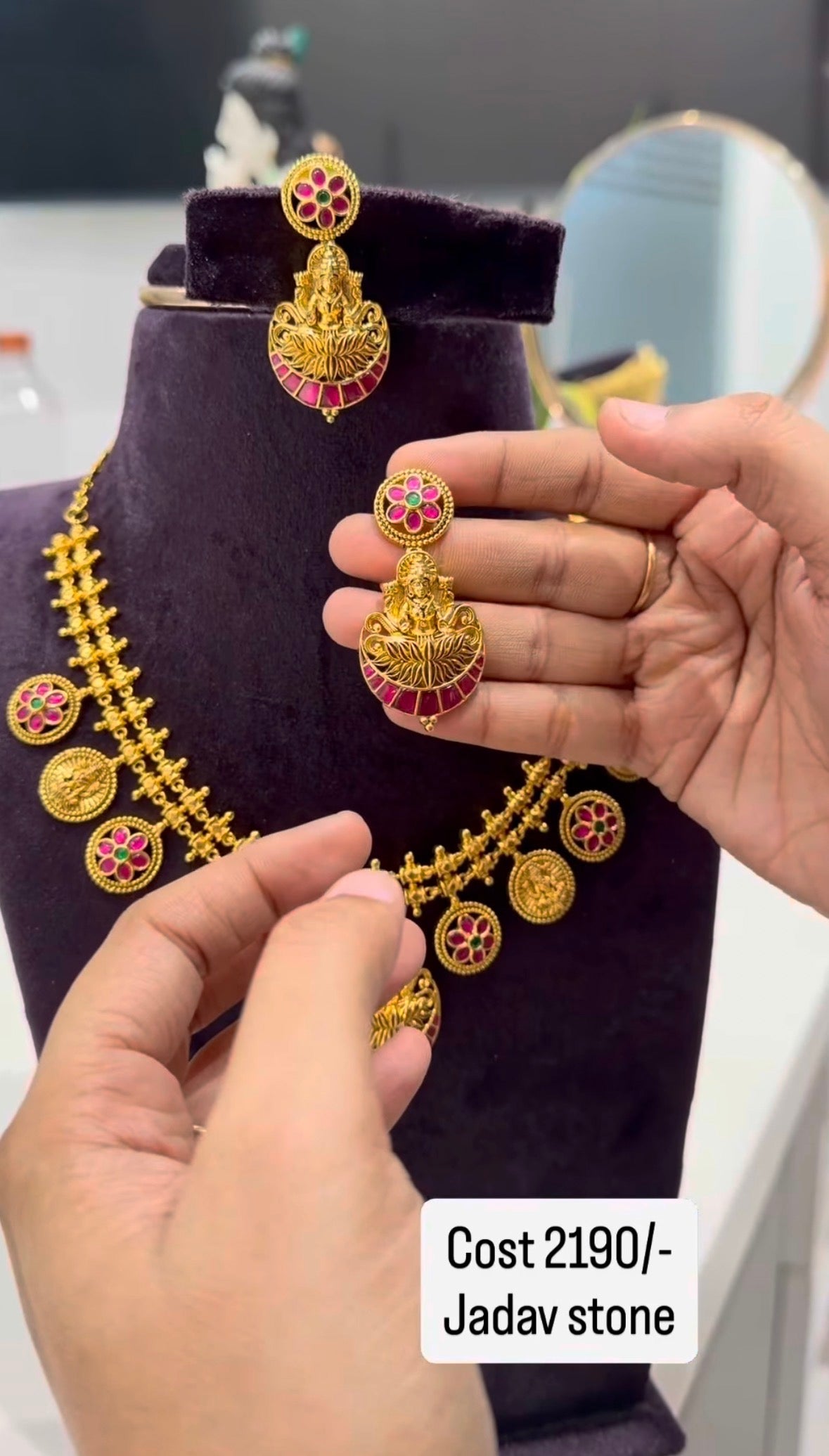 Beautiful Jadav stone Necklace