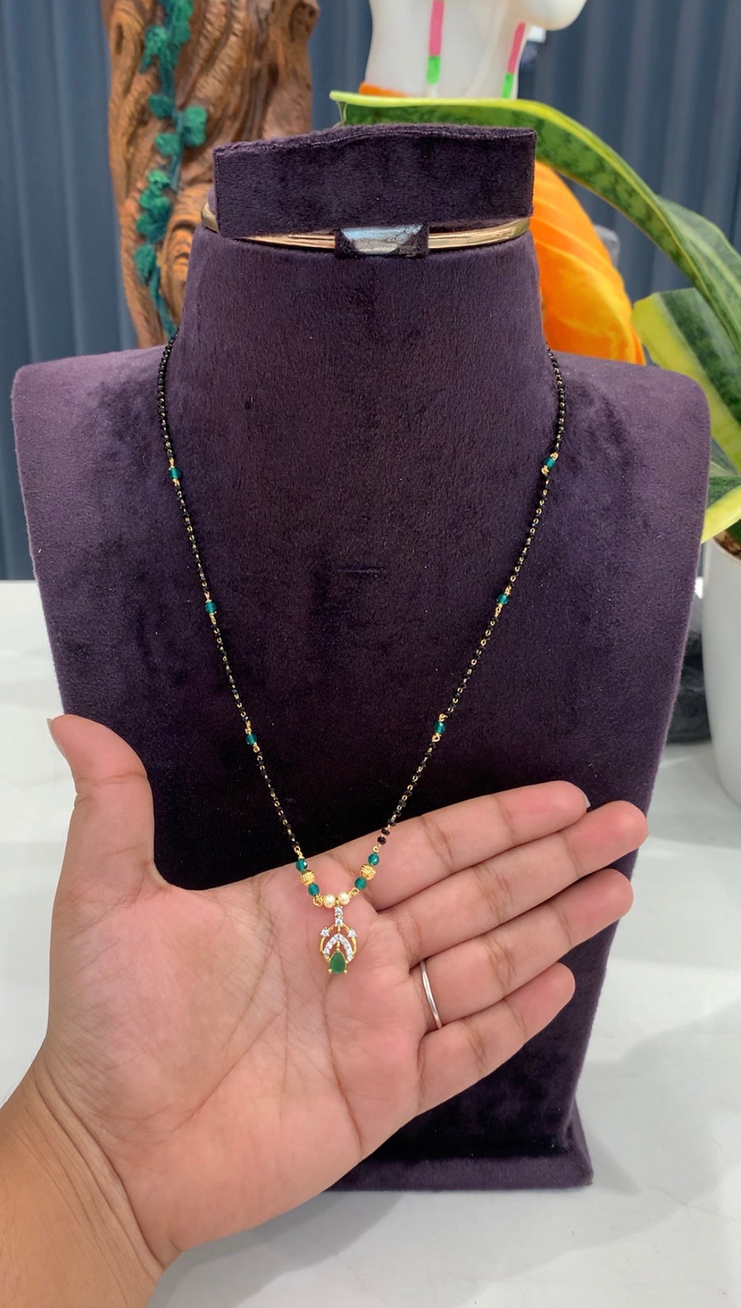 Beautiful Locket with Stylish Blackbeads