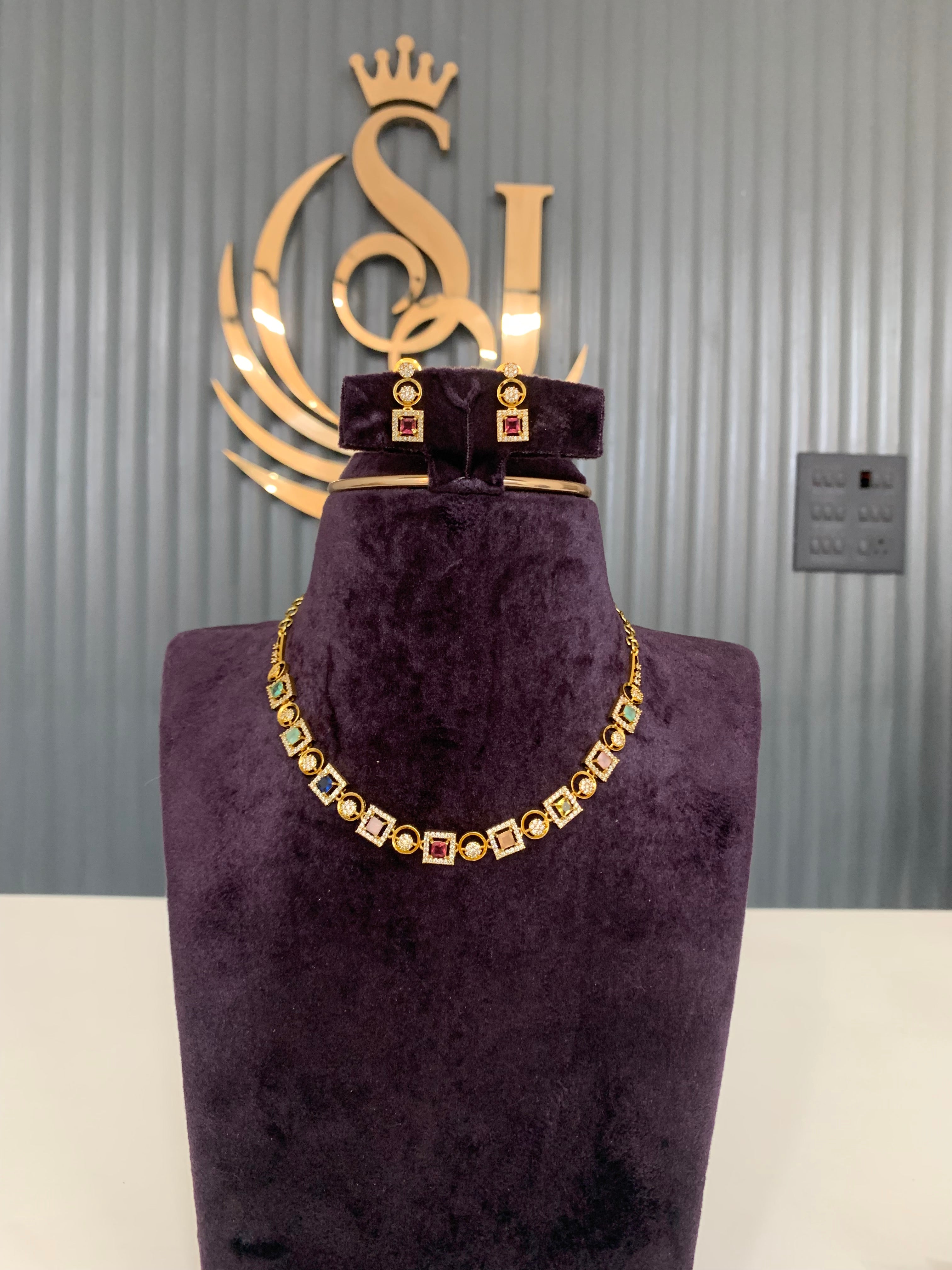 Beautiful multi stone necklace
