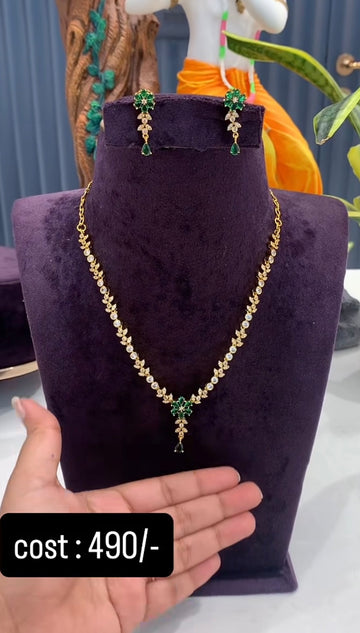 Beautiful party wear necklace