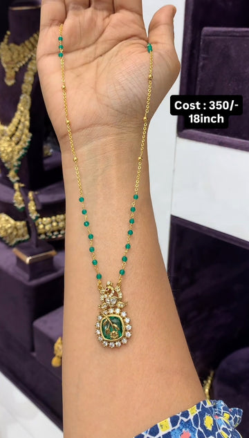 Beautiful chain set