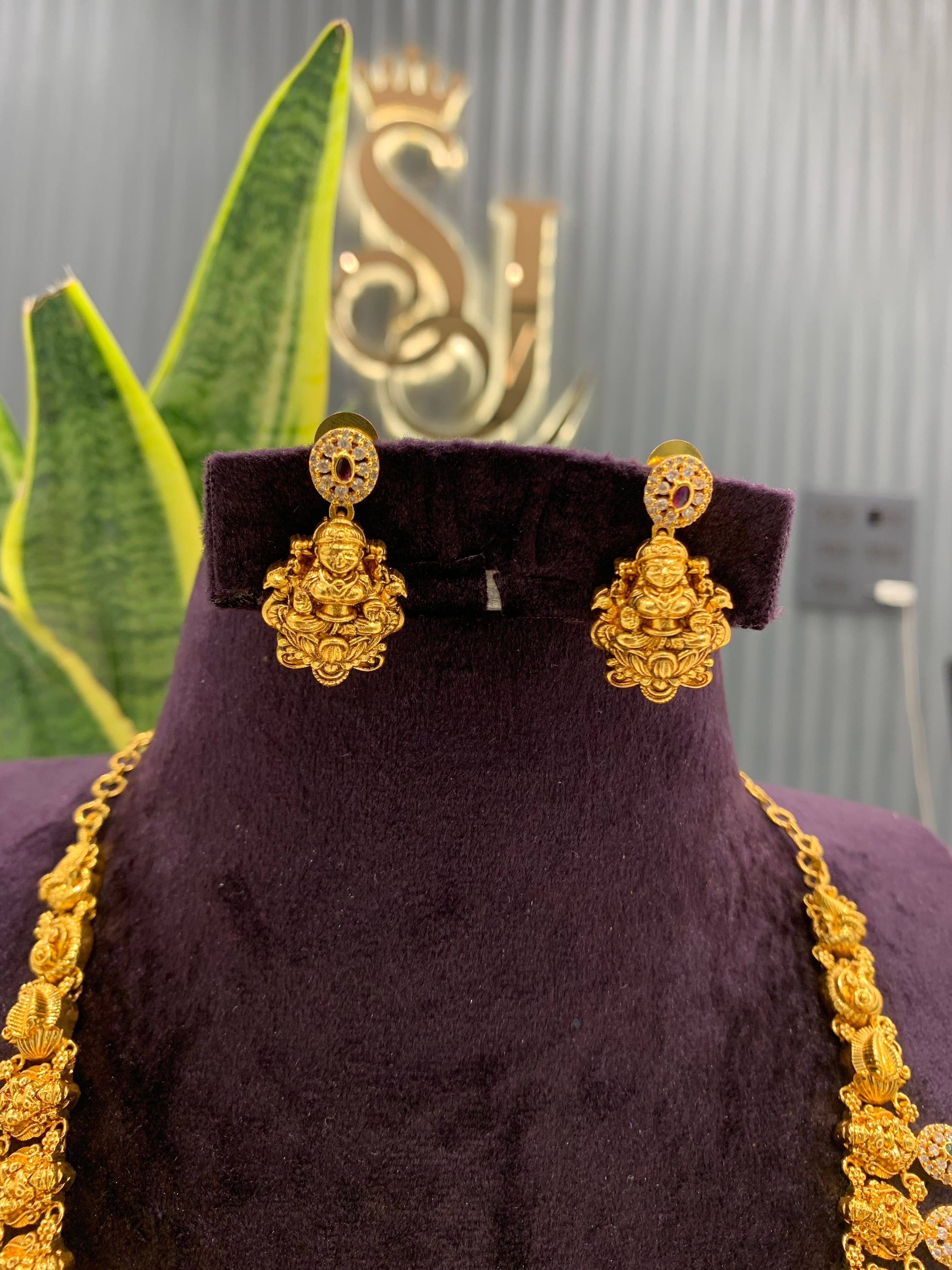 Beautiful necklace