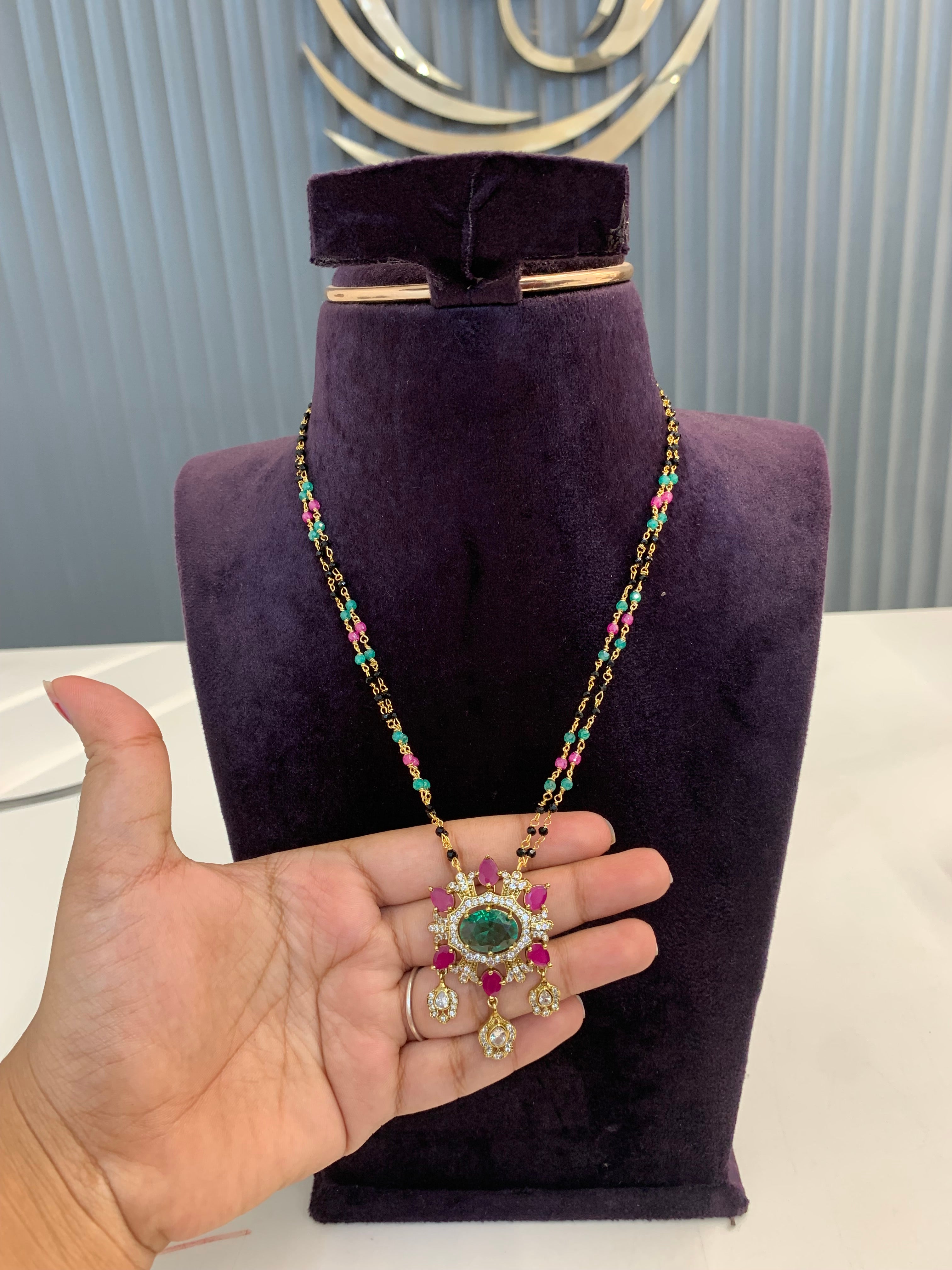 Premium pendent with 2 line black   Beads