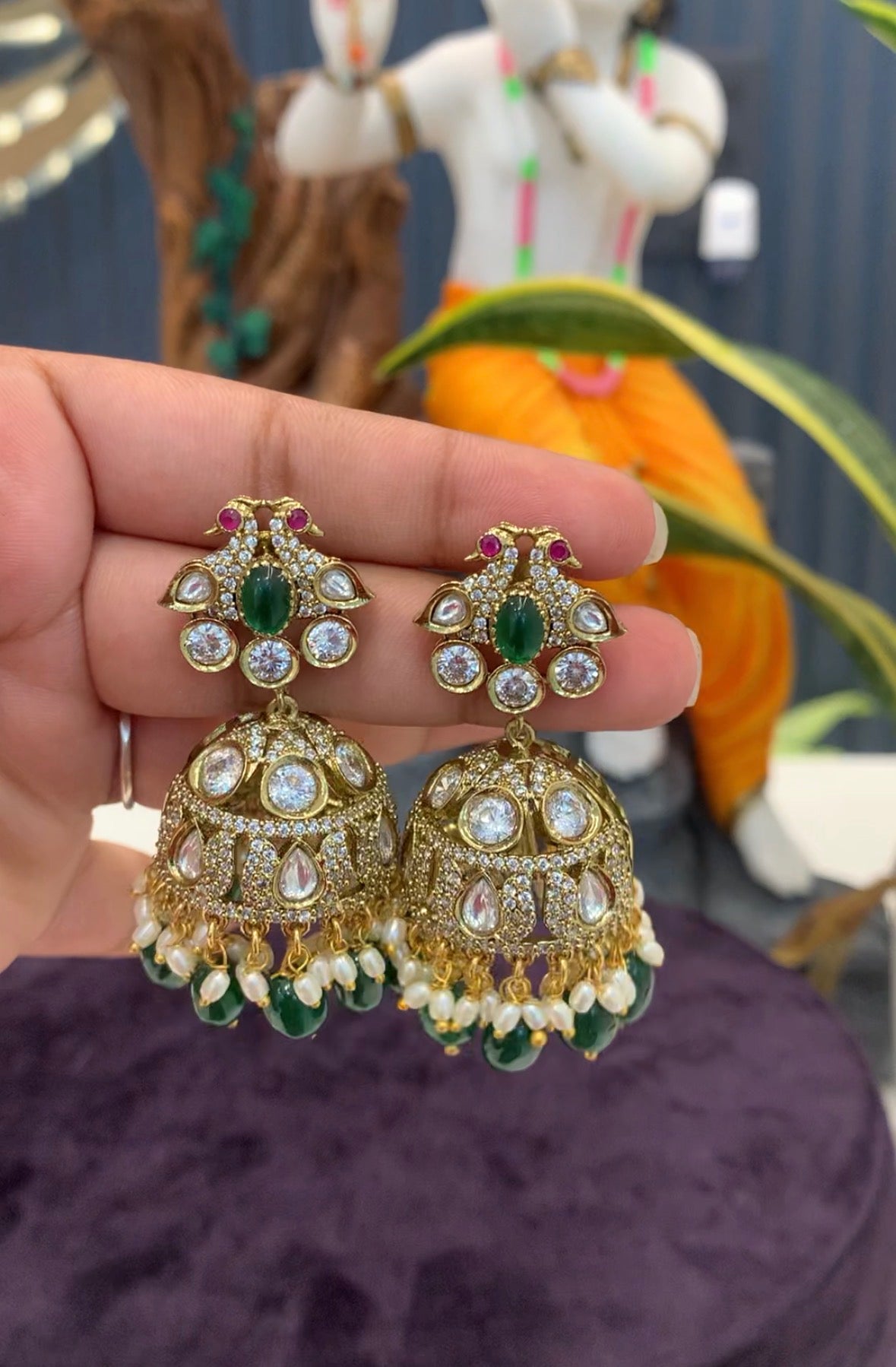 Beautiful moissanite stone jumkies