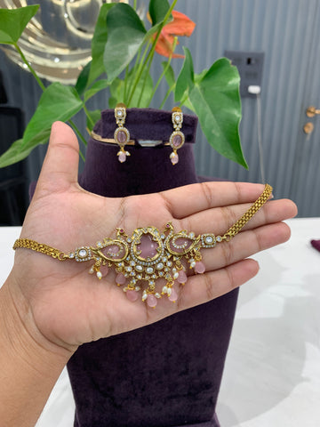 Beautiful chocker set