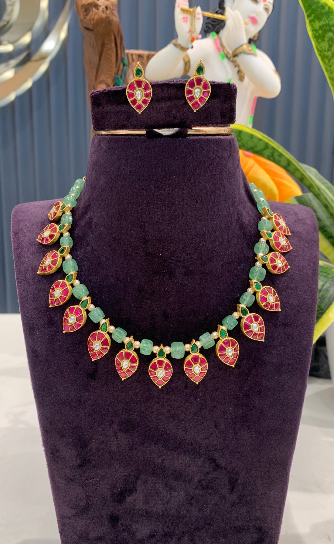 Beautiful Jadav Necklace