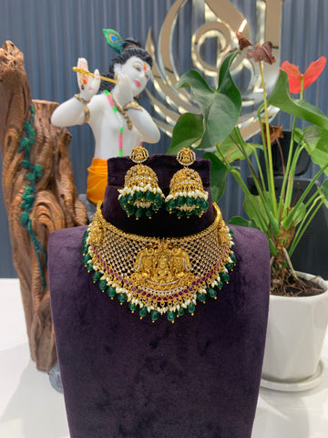 Beautiful choker set