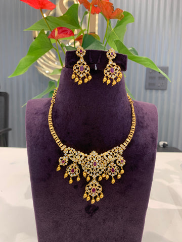 Beautiful kanti pattern necklace