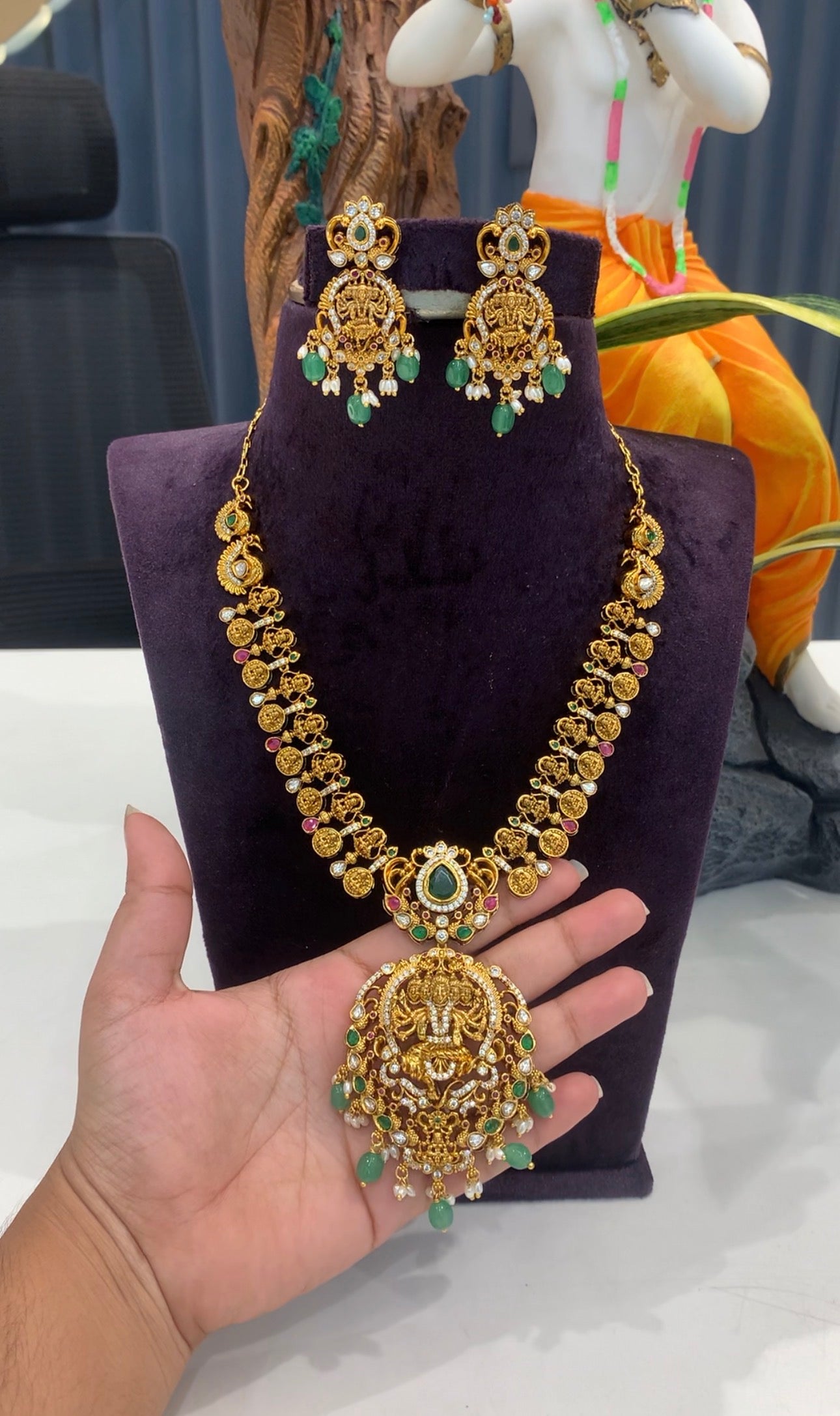 Beautiful nakshi necklace