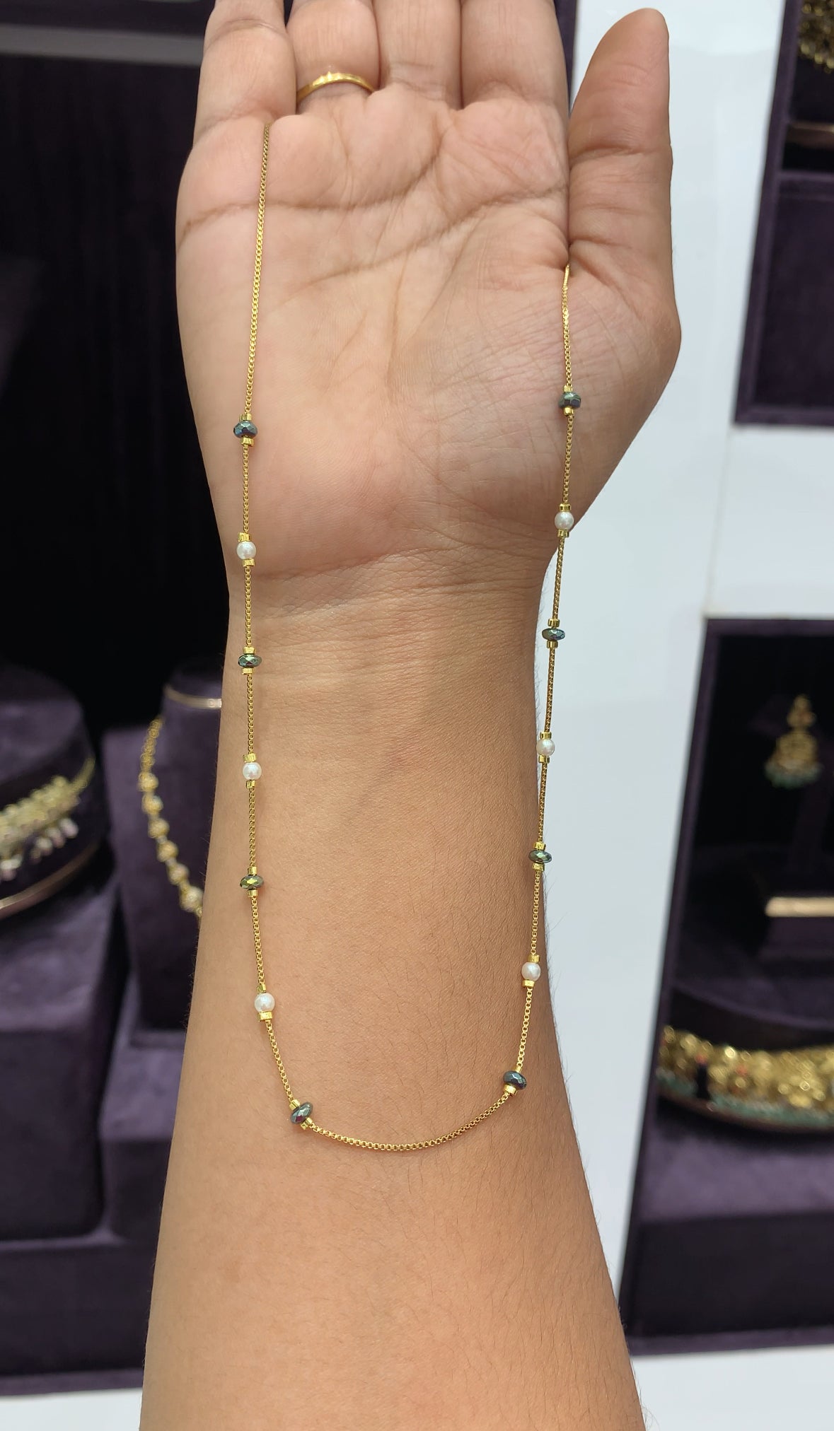 Beautiful fancy  chain 18inchs
