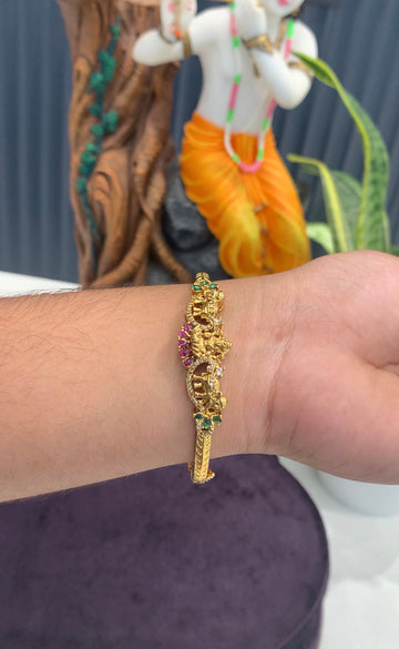 Beautiful Traditional openable Free size Kada