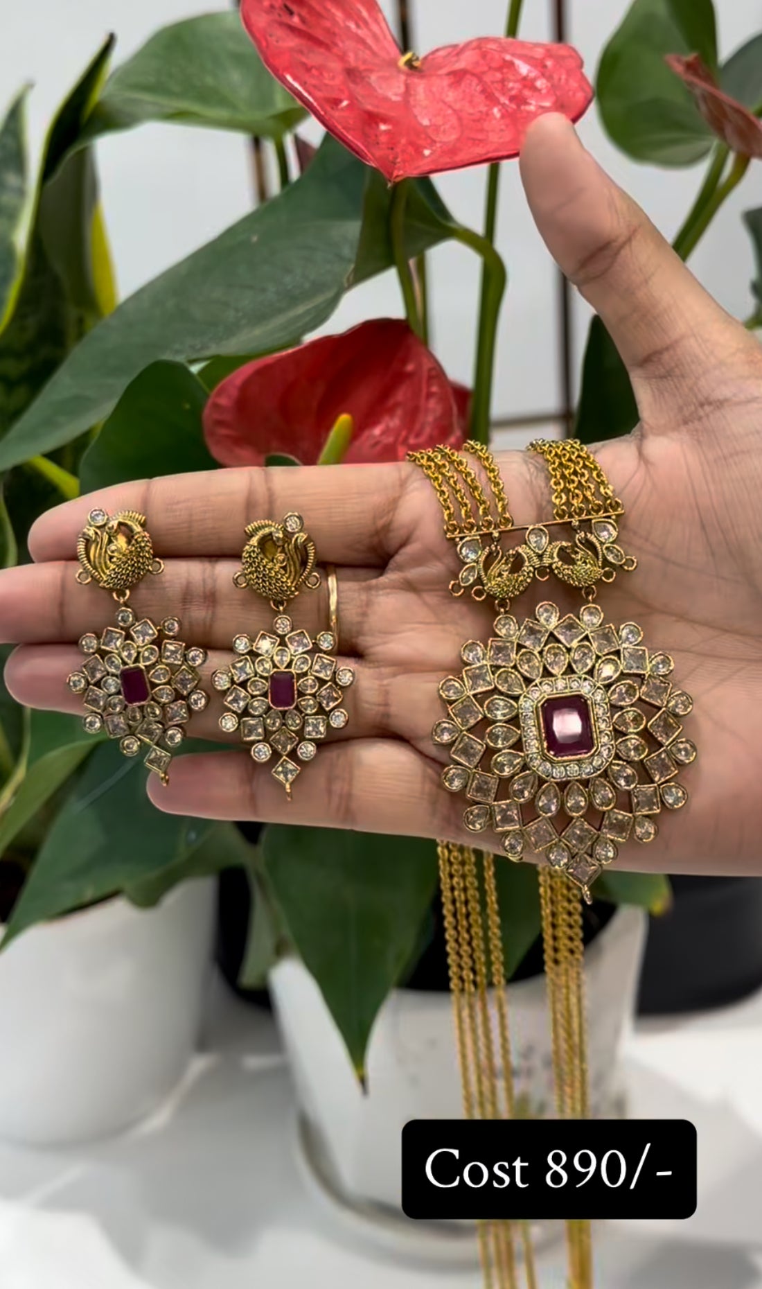 Beautiful chandraharam set