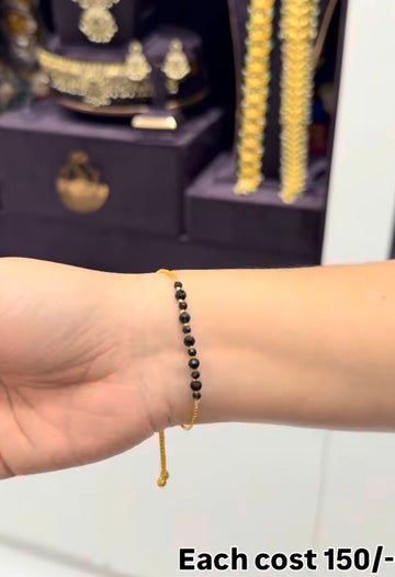 Beautiful bracelet with adjustable Lock system