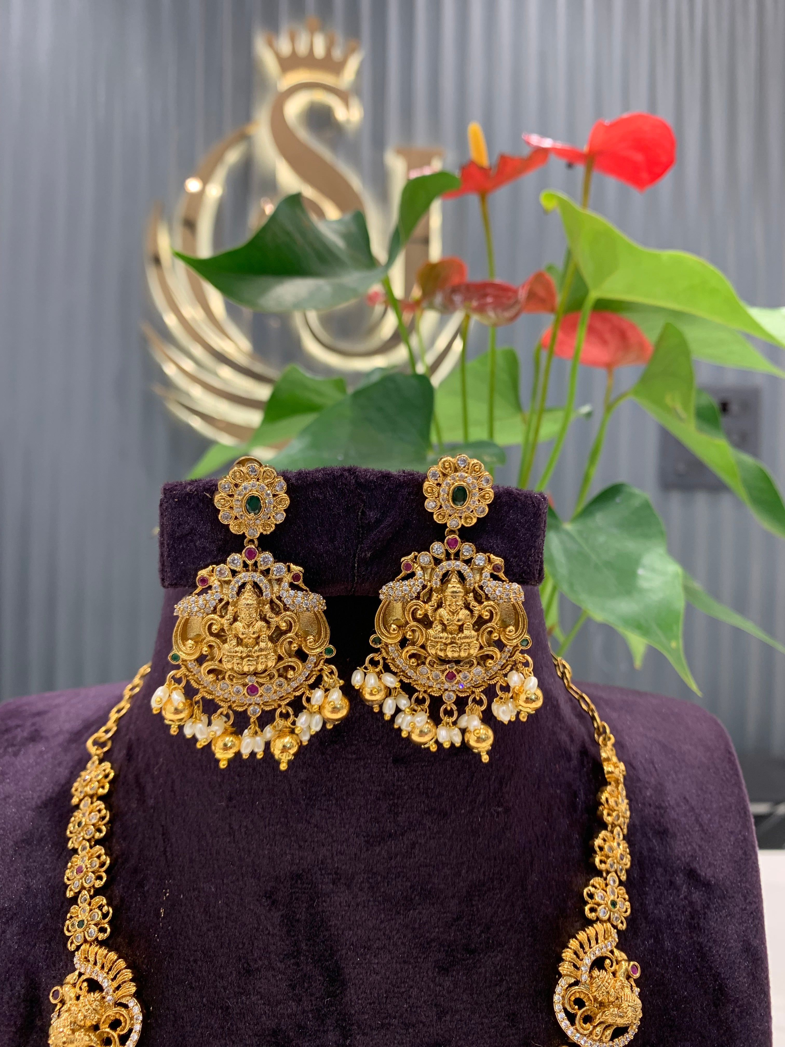 Beautiful nakshi mini haram