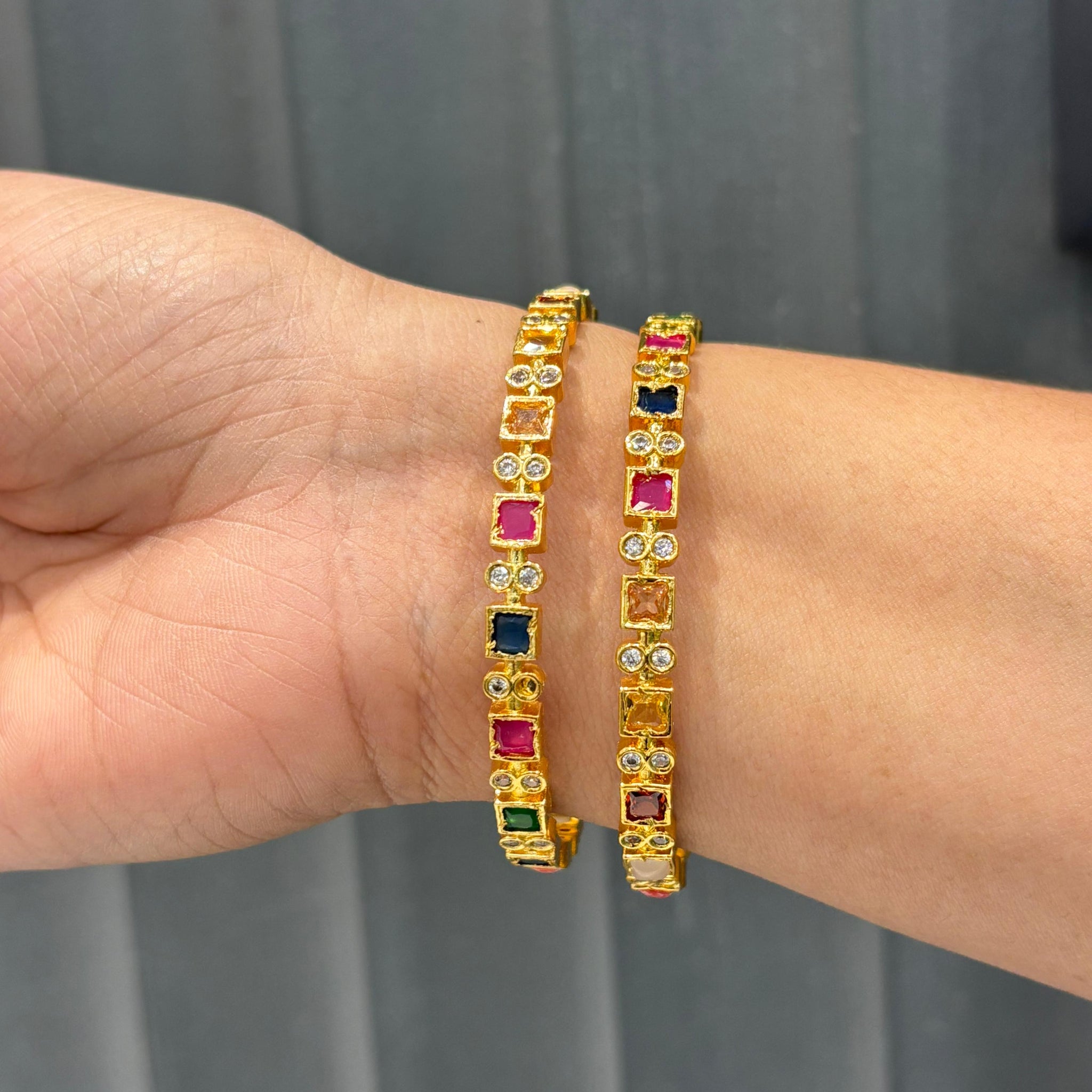 Navarthan bangle