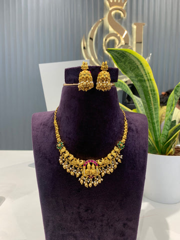 Beautiful jadav necklace