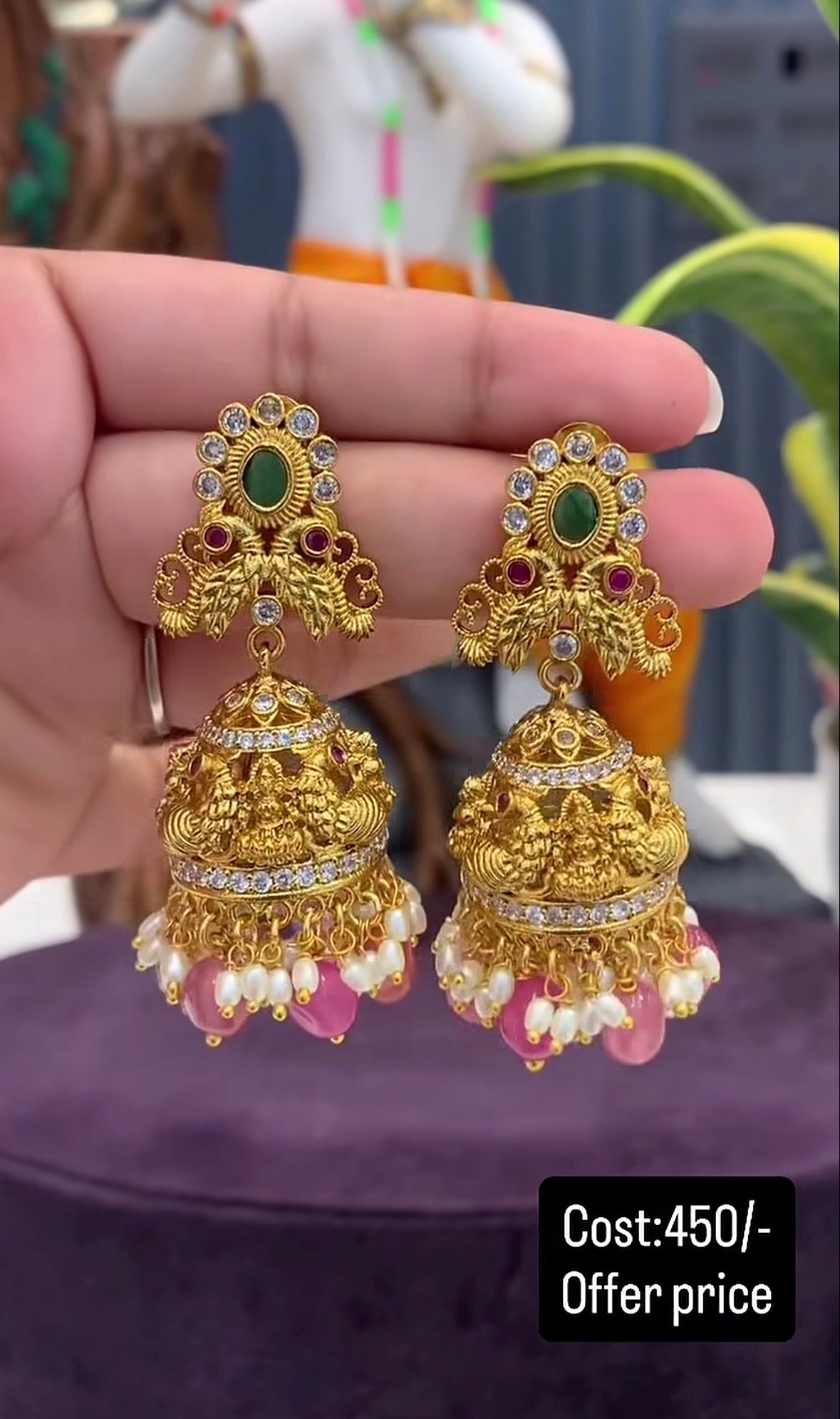 Beautiful nakhi jumkies