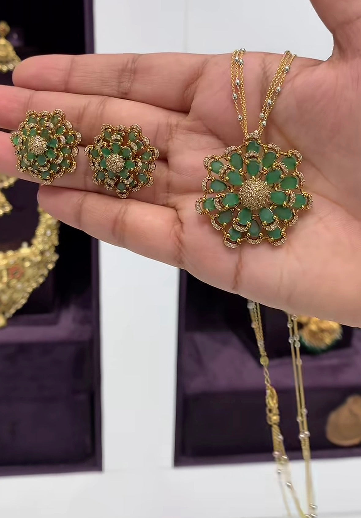 Beautiful Pendent set