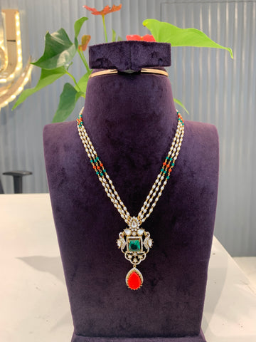 Beautiful locket with Pearl roll chain