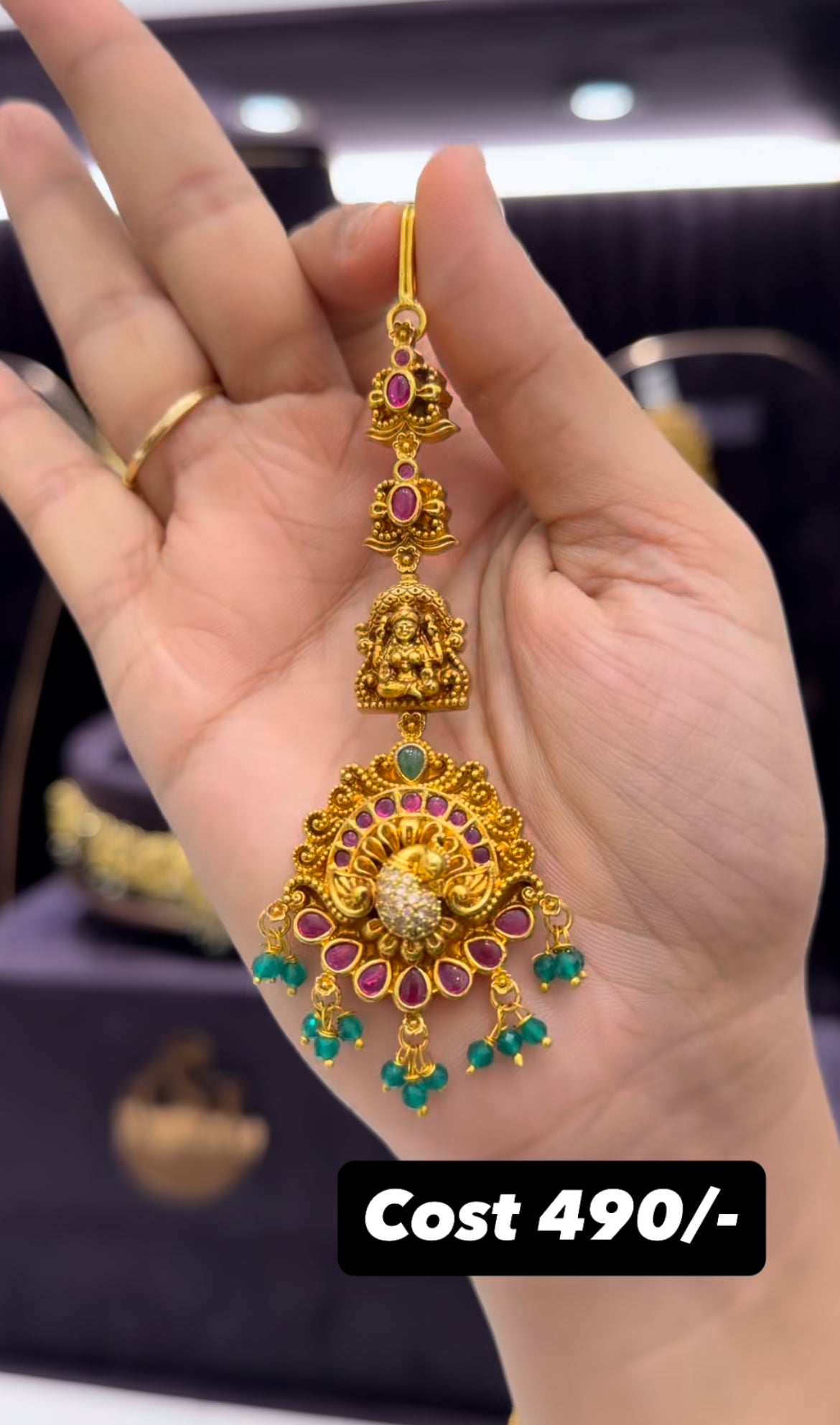 Beautiful 3D peacock tikka