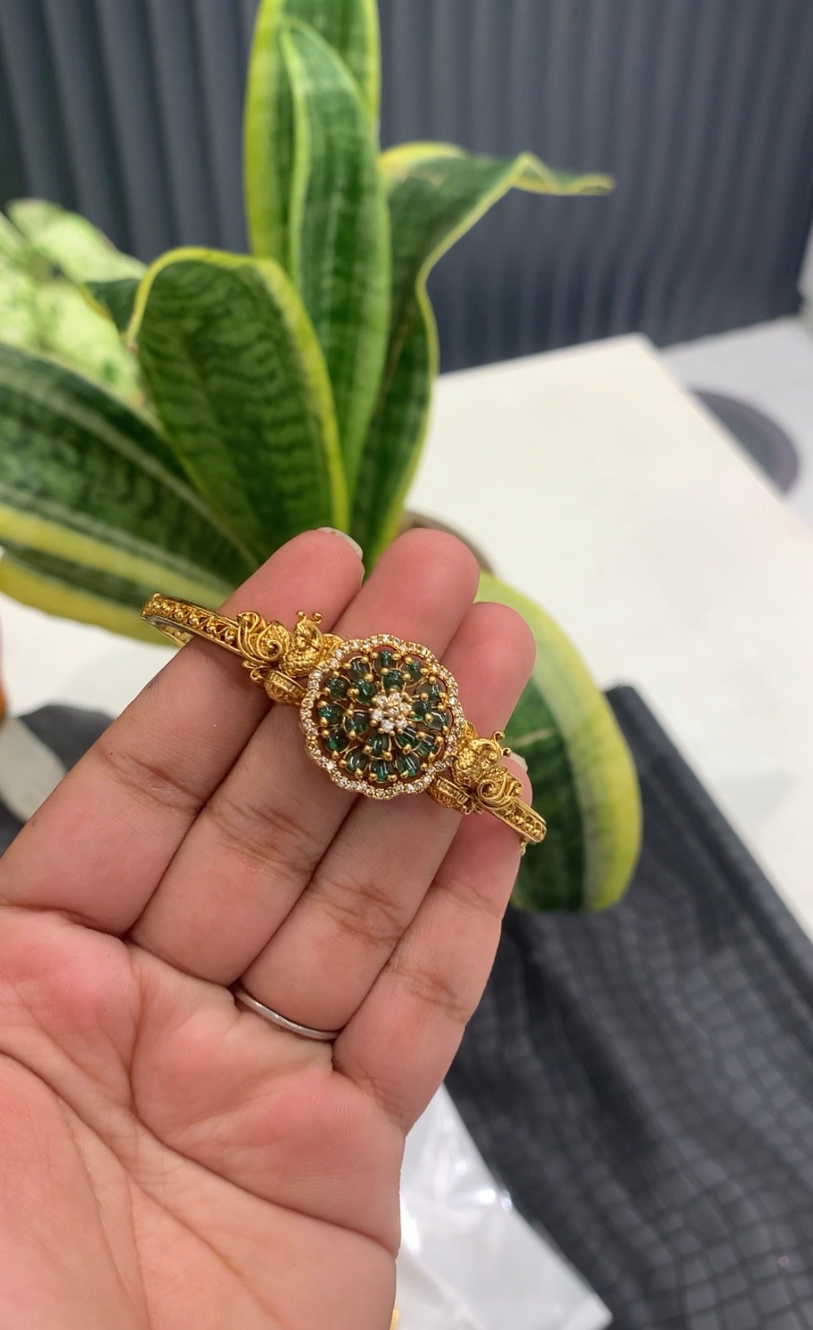 Beautiful green colour bracelet