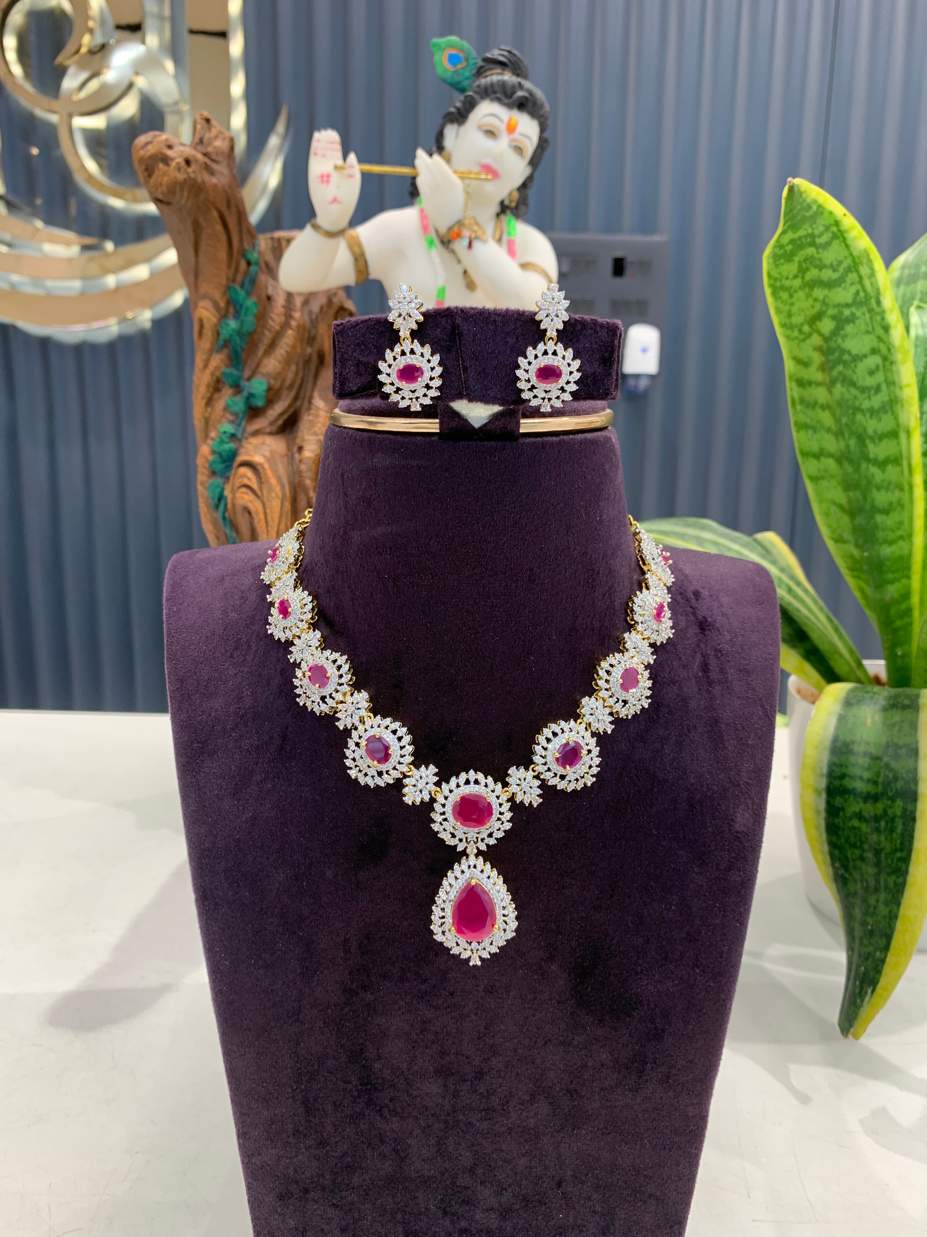 Beautiful ruby GJ polish necklace