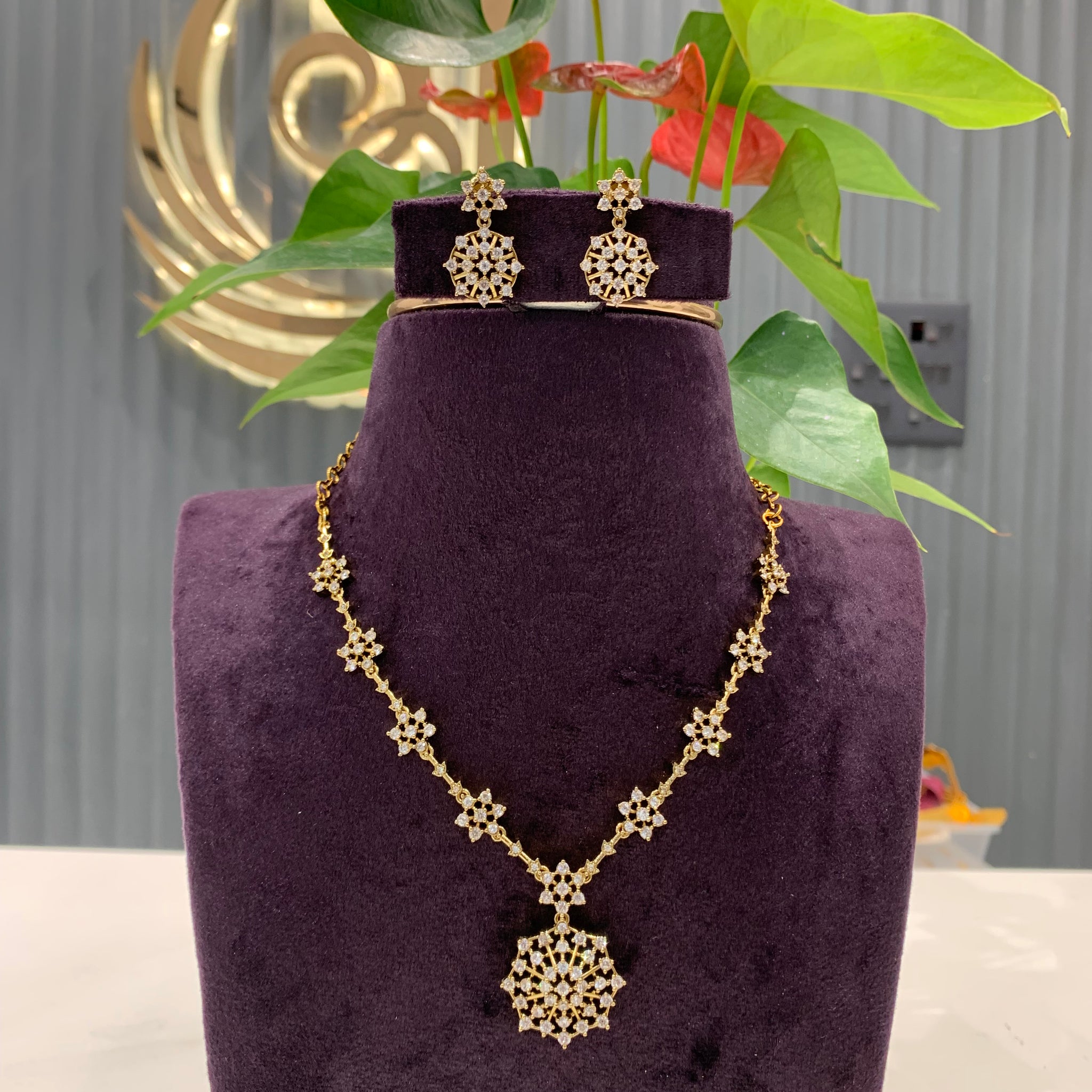 Beautiful simple necklace