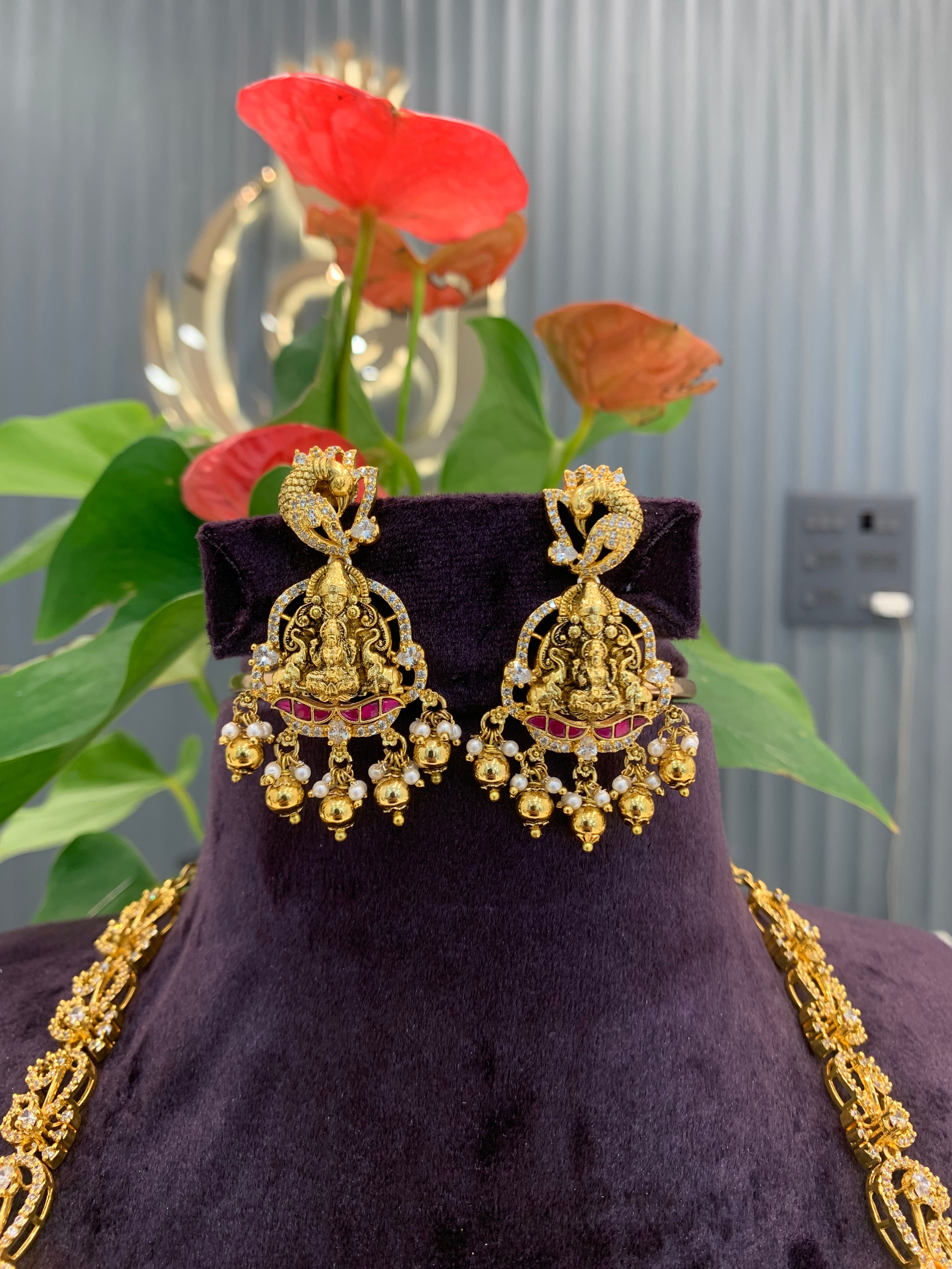 Beautiful jadav stone long haram