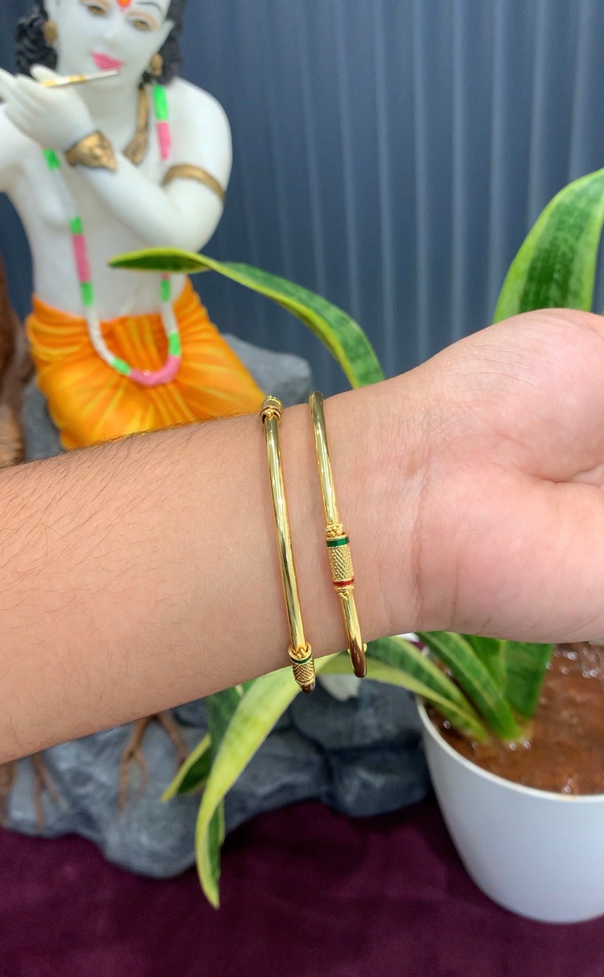 Beautiful gold replica bangles set of 2