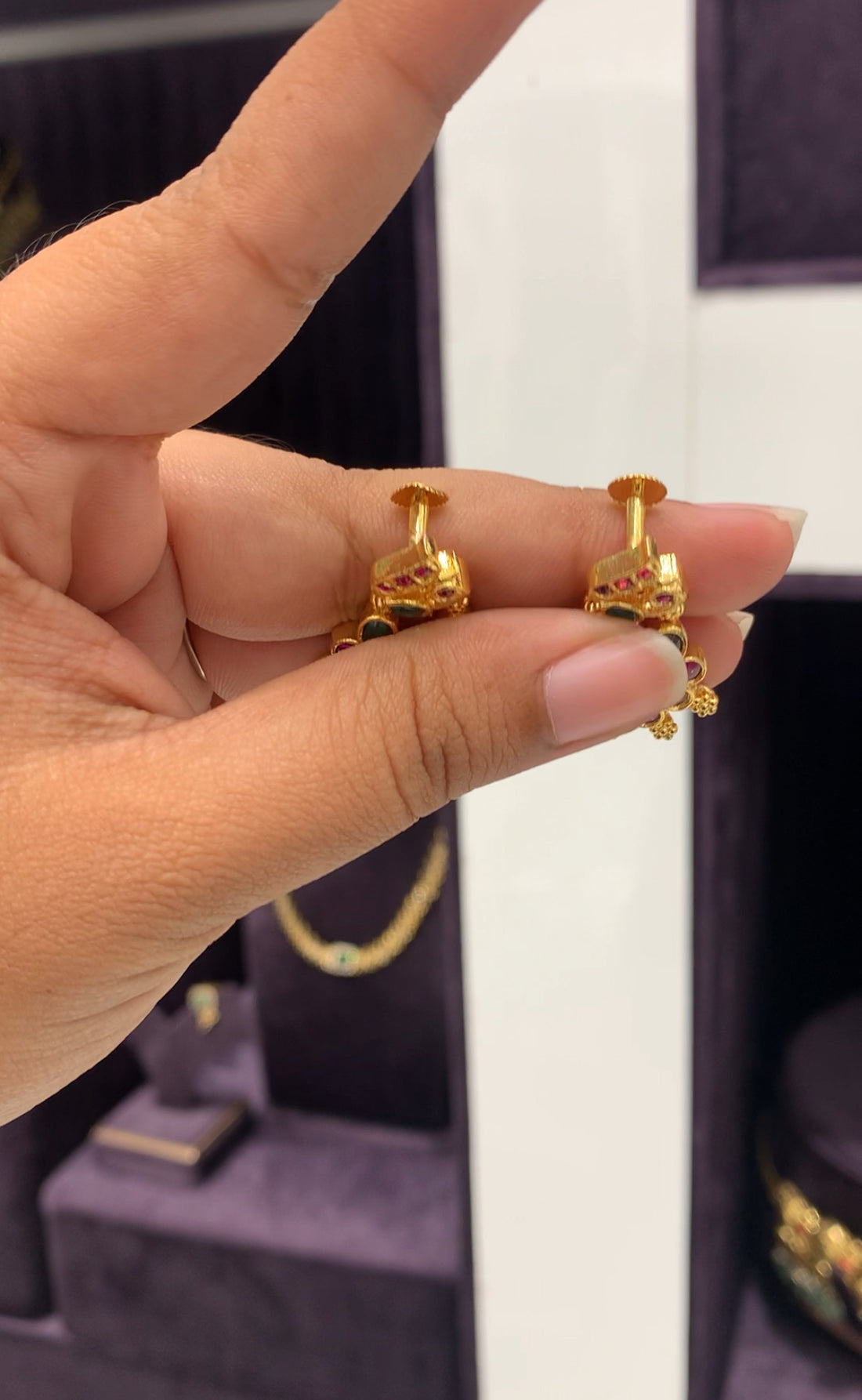 Cute uncut stone earrings with screwback