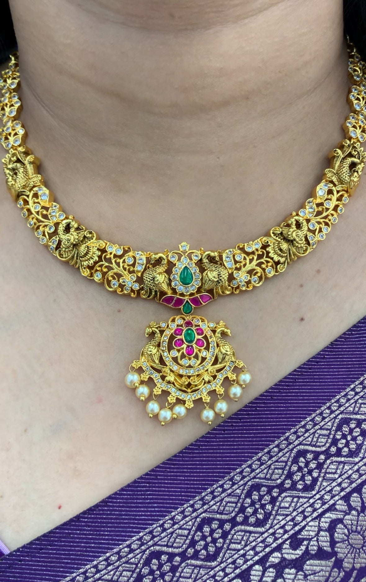 Beautiful jadav stone simple necklace