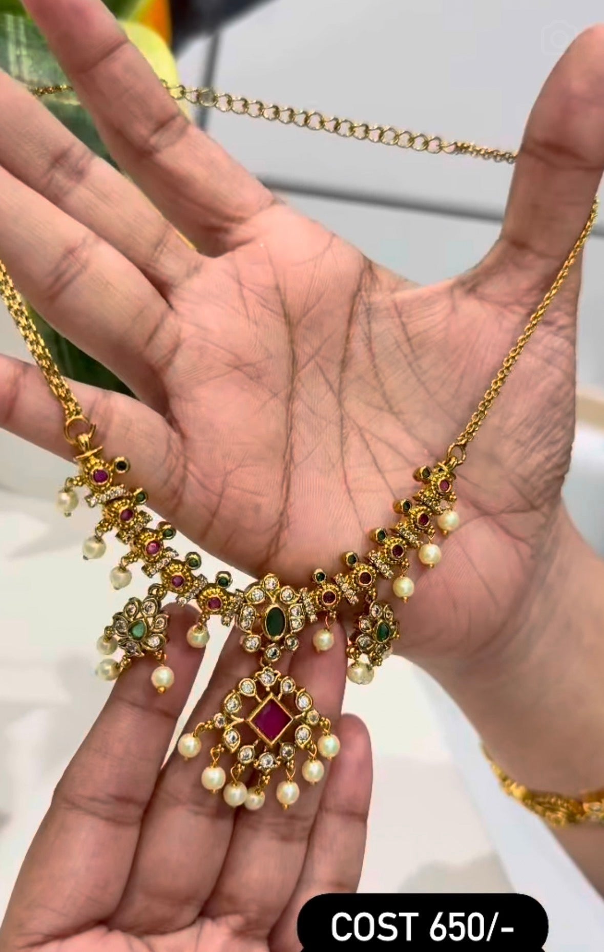 Beautiful simple necklace
