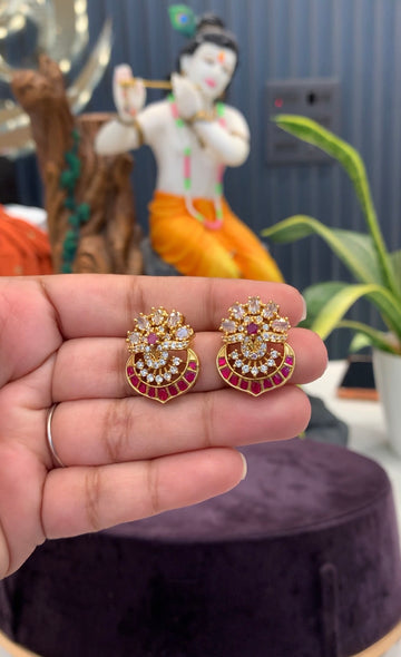 Beautiful jadav studs