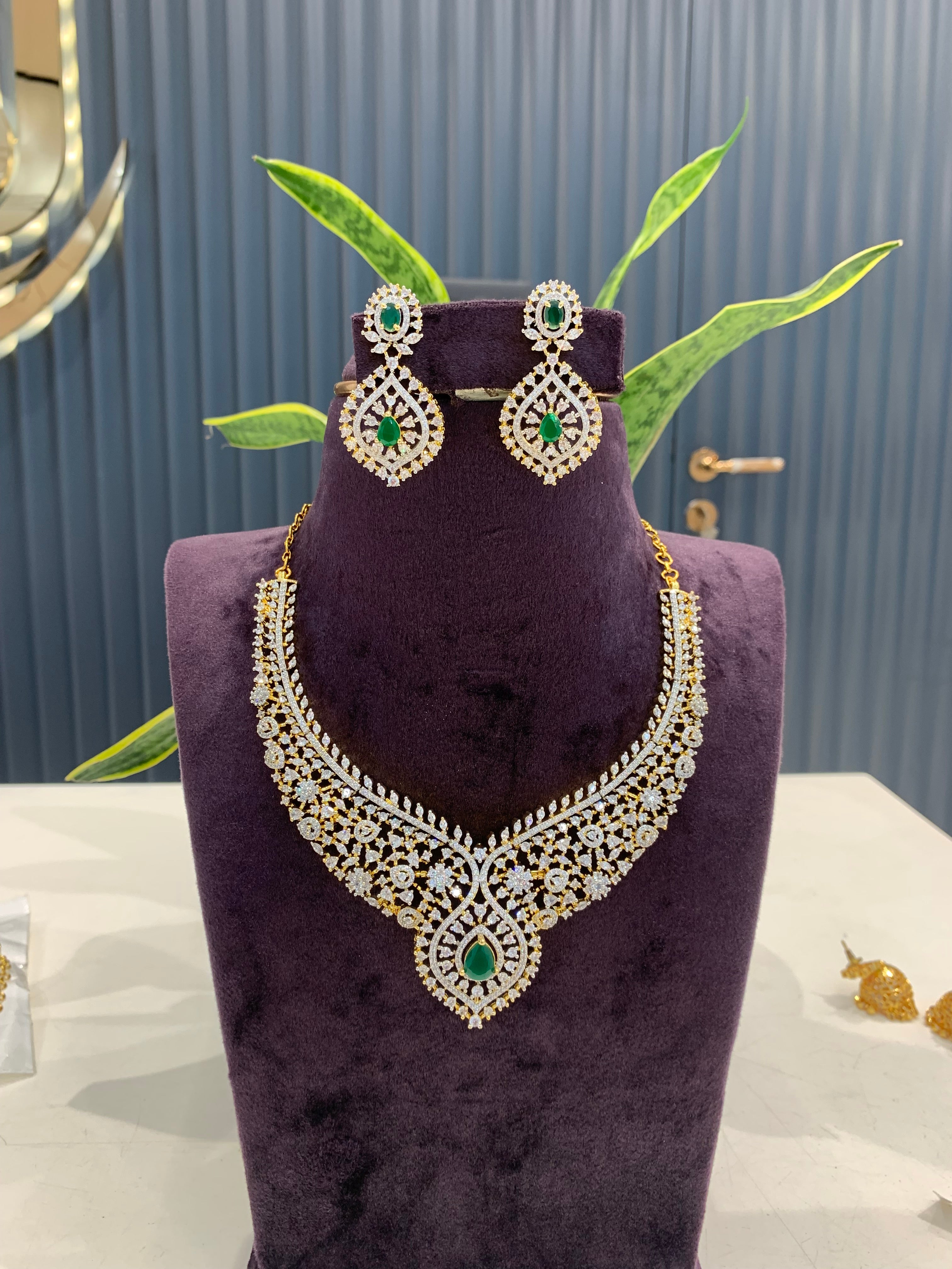 Beautiful Chocker