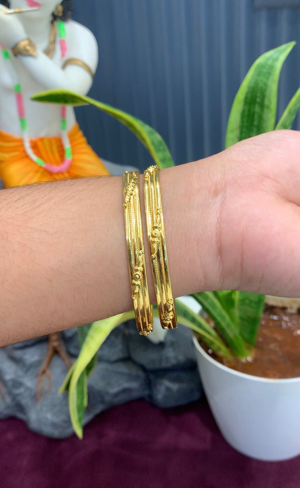 Beautiful gold replica bangles set of 2