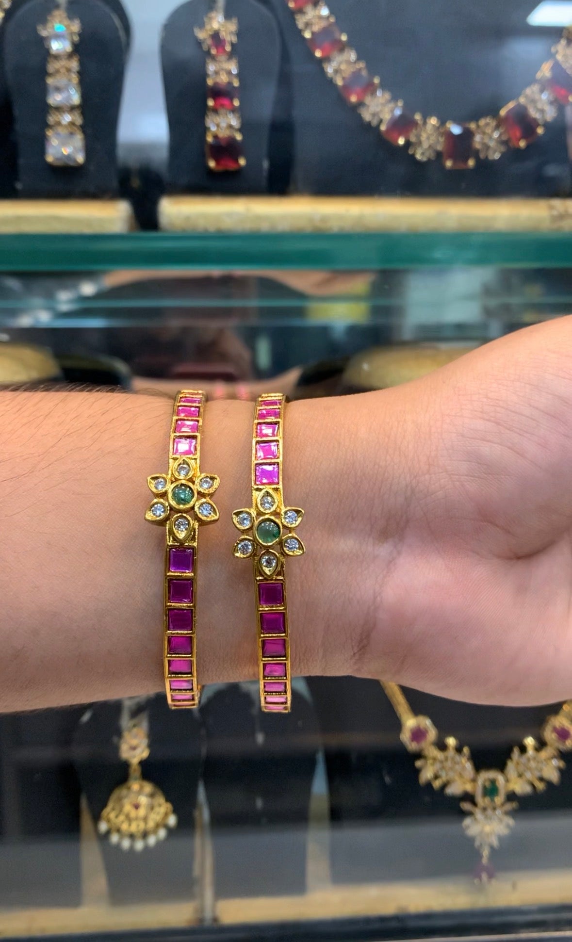 Beautiful jadav kundhan bangles set of 2
