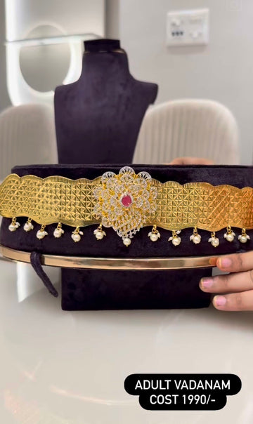Beautiful adult vaddanam with GJ locket